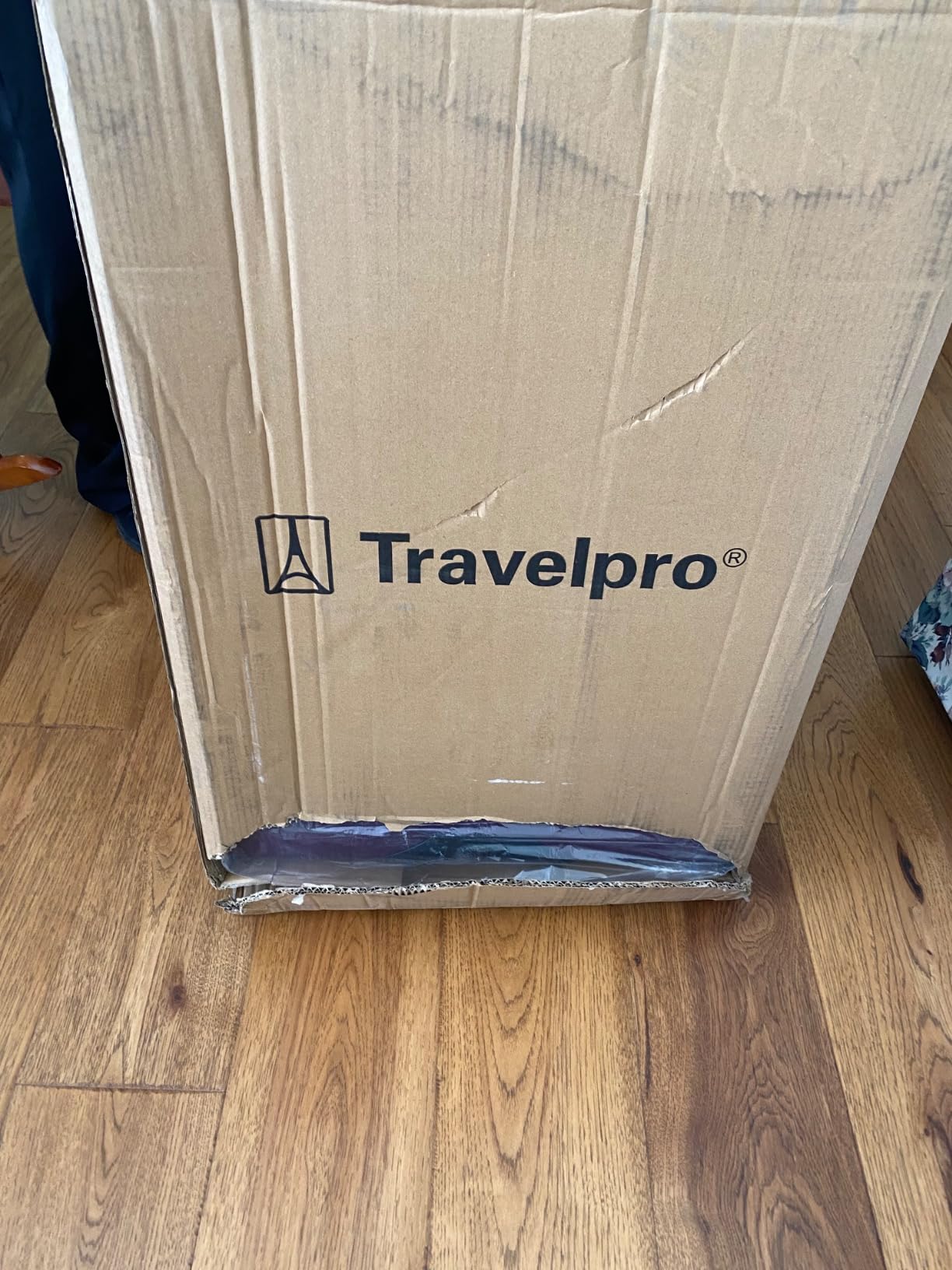 Travelpro Tourlite Softside 2-Piece Set, Expandable Luggage, 4 Spinner Wheels, Lightweight Suitcase, 21