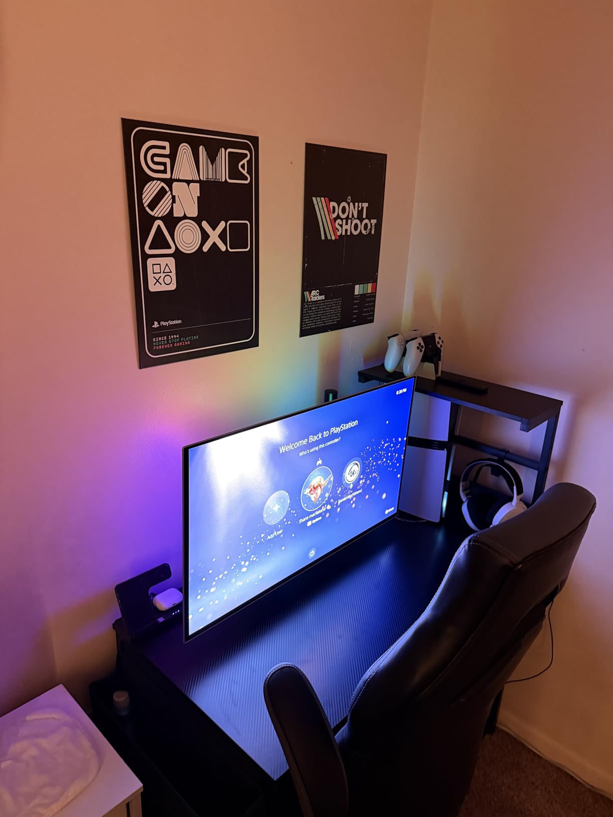 Grandder Gaming Desk 40 Inch with Power Outlet and LED Light, Computer Desk with Reversible Shelves and Storage Drawer, Pc Small Desk for Home Office Table with Bag, Carbon Fiber Black customer photo 2