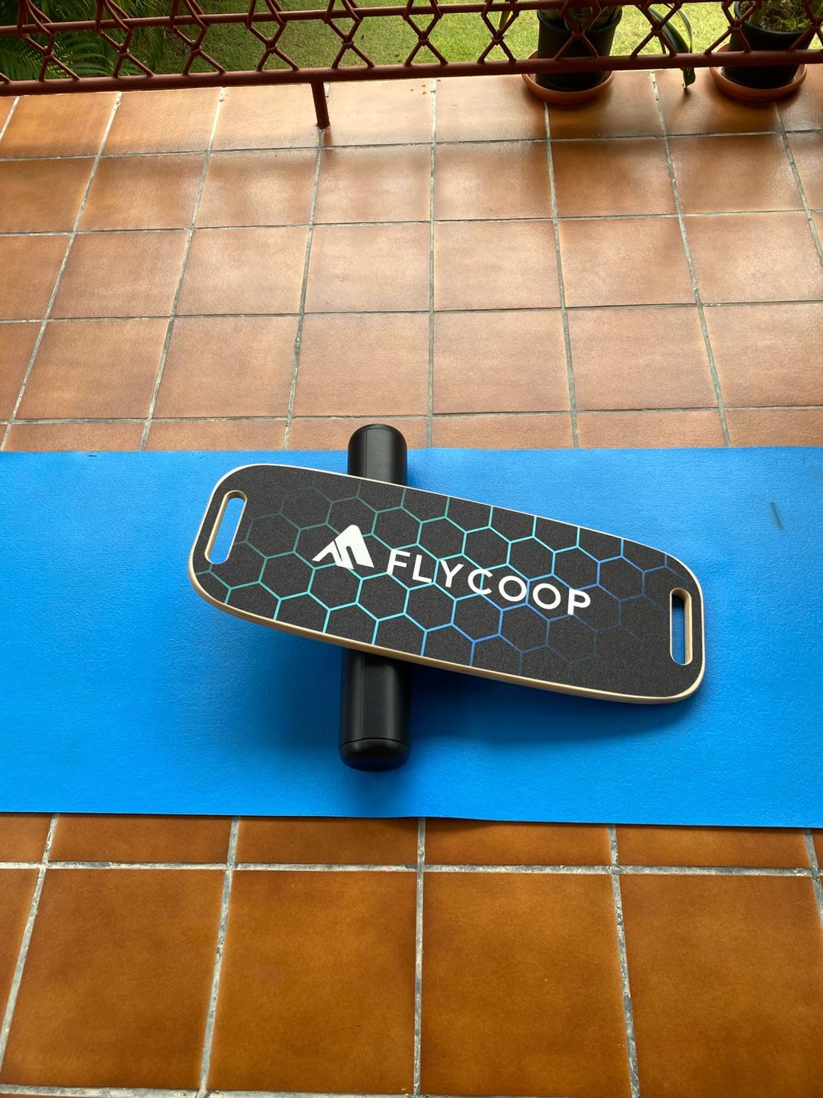 Balance Board for Adult with Adjustable Stoppers: 3 Modes Wobble Board with Roller Exercise Balancing Stability Trainer for Improve Balance Non Slip Surface customer photo 2