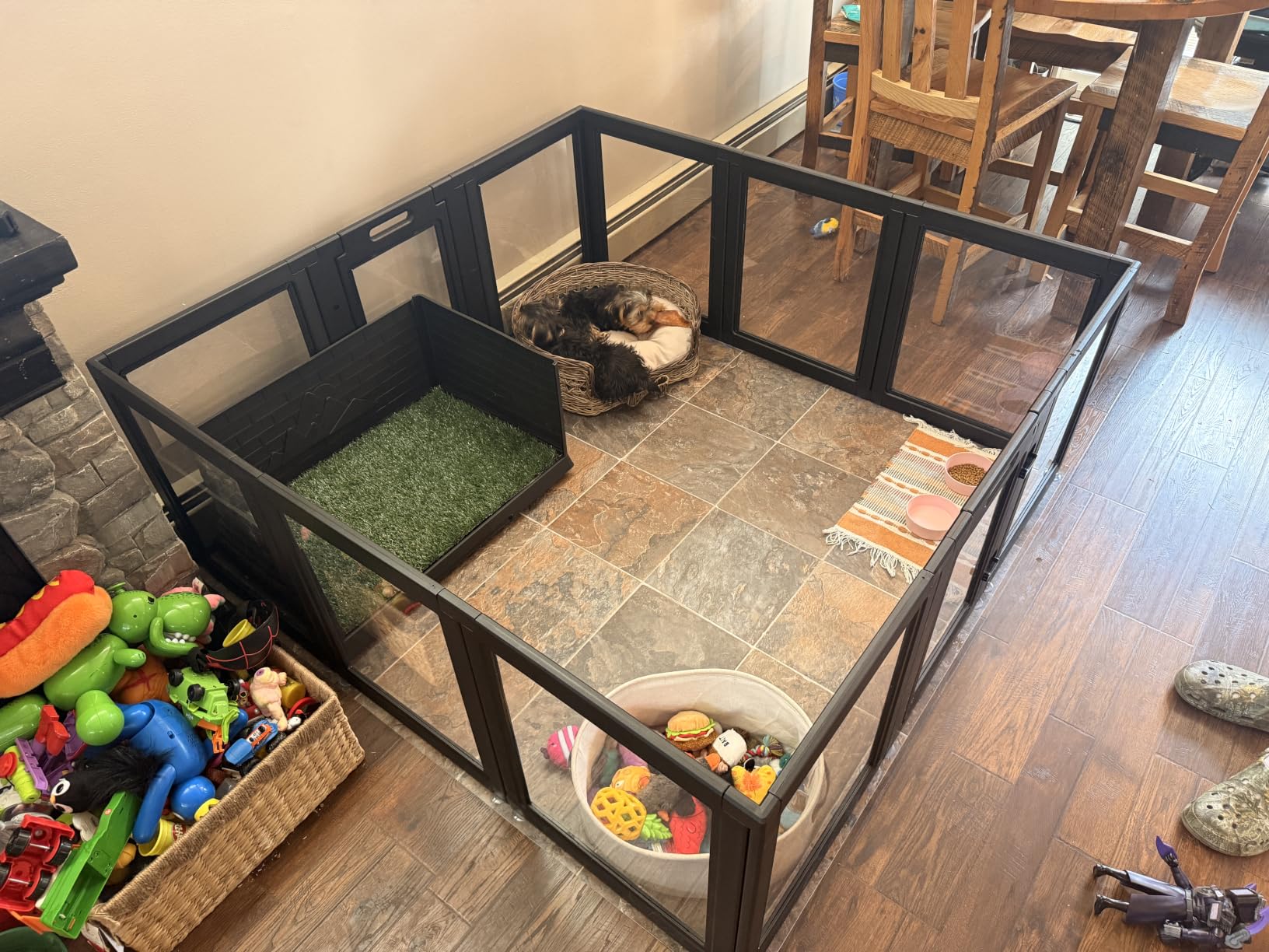 FXW AuraSpace Acrylic Indoor Dog Playpen for Puppies and Small Dogs, 24 Inch, 12 Panels, Black customer photo 1