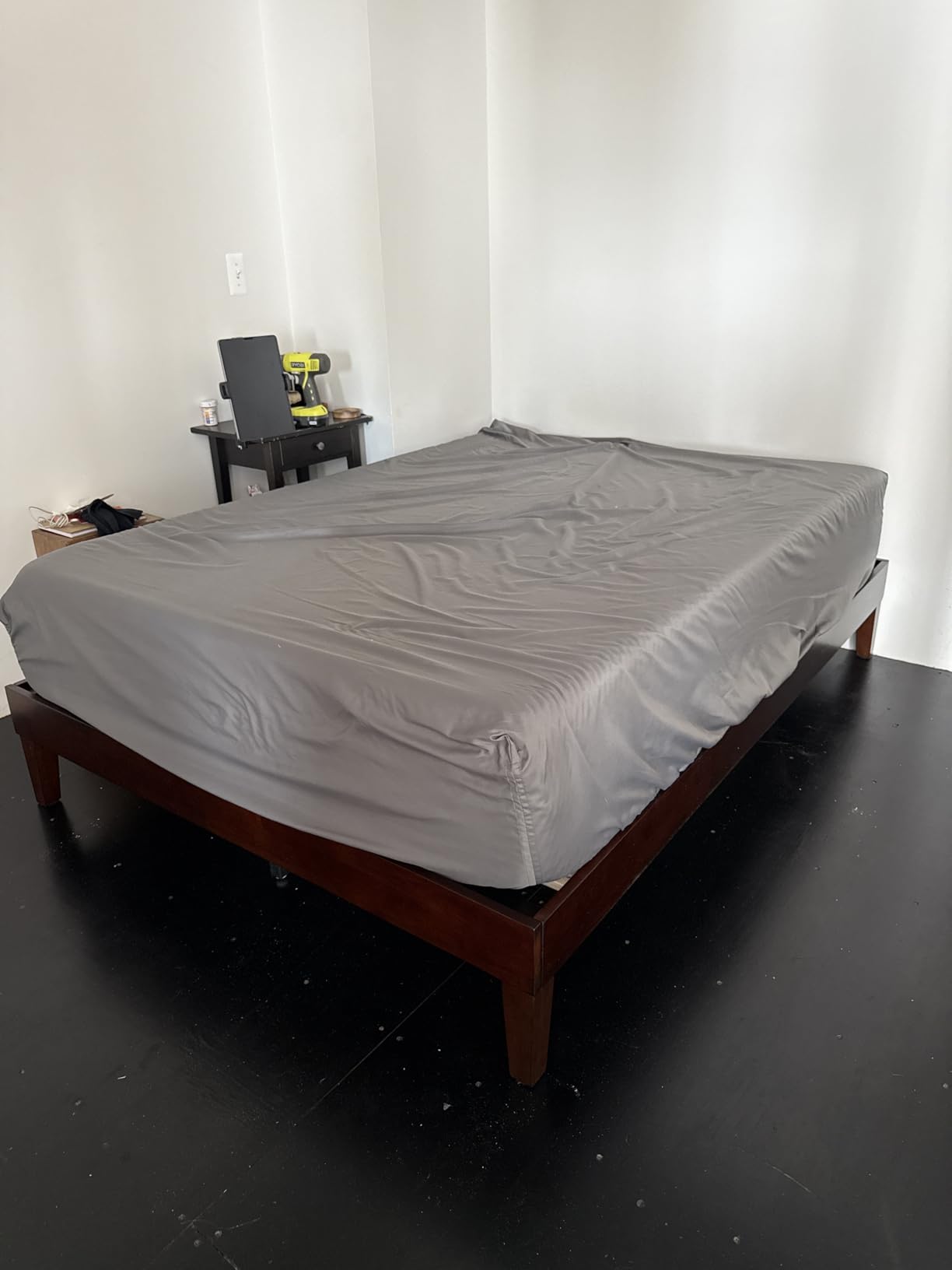 Yaheetech Queen Bed Frame Natural Solid Wood Platform Bed with Wooden Slats Support, 7.3-inch Underbed Space for Storage, Noise-Free Design, Easy Assembly, Natural Wood Finish customer photo 2