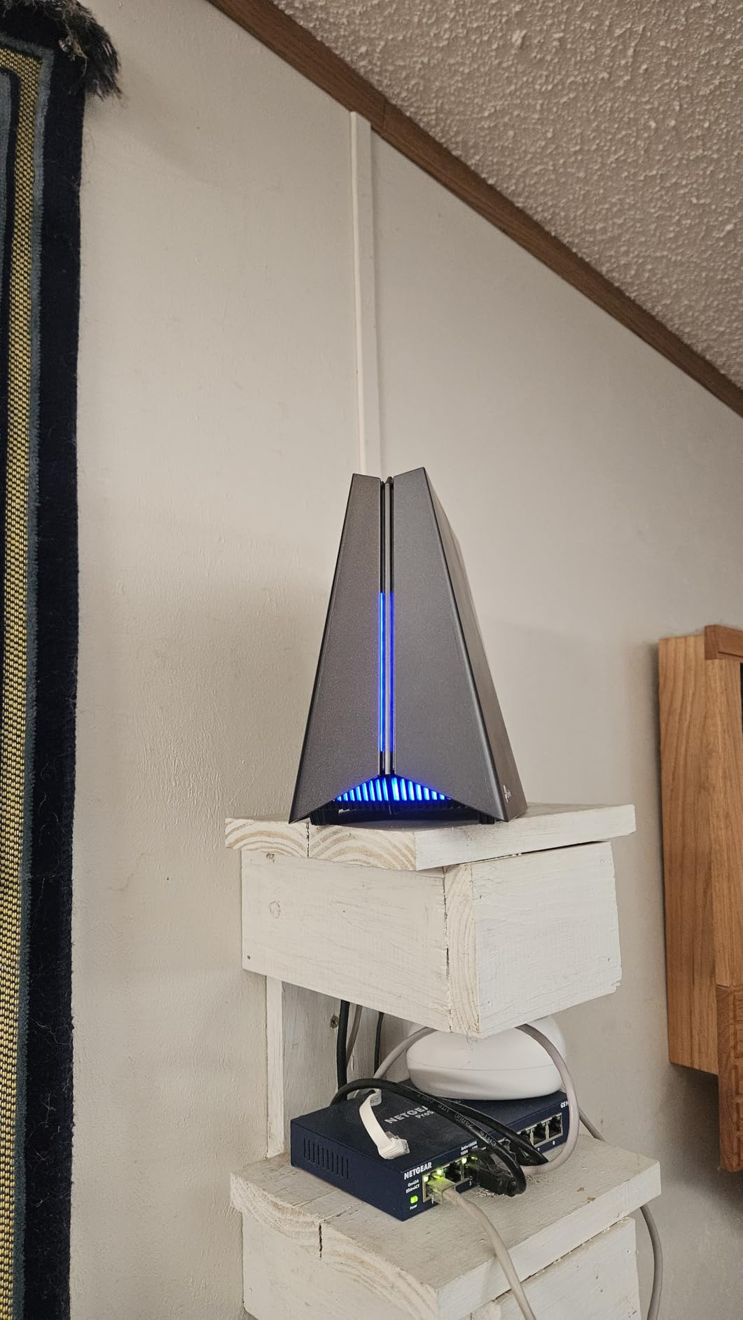 TP-Link Tri-Band BE11000 Wi-Fi 7 Gaming Router Archer GE650, 6-Stream 11 Gbps, 320MHz, 2x5G + 3x2.5G Ports, Game Acceleration, Dedicated Gaming Port customer photo 1