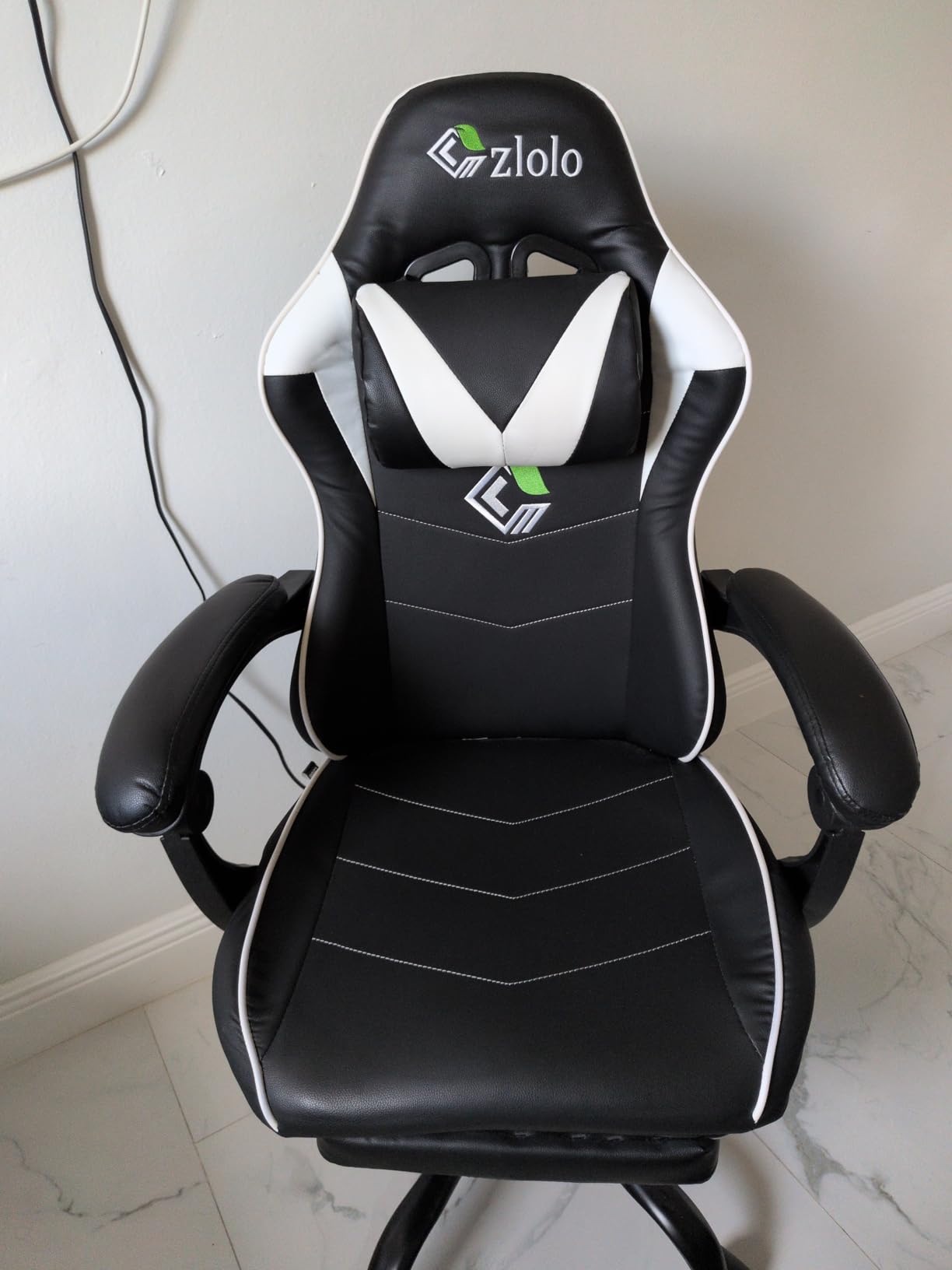 Czlolo Gaming Chair with Footrest Racing Style Lumbar Support Massager Video Game Chair with Metal Legs, High Back Reclining Gamer Chair with Headrest, 360° Swivel Office Computer Desk Chair (Red) customer photo 2