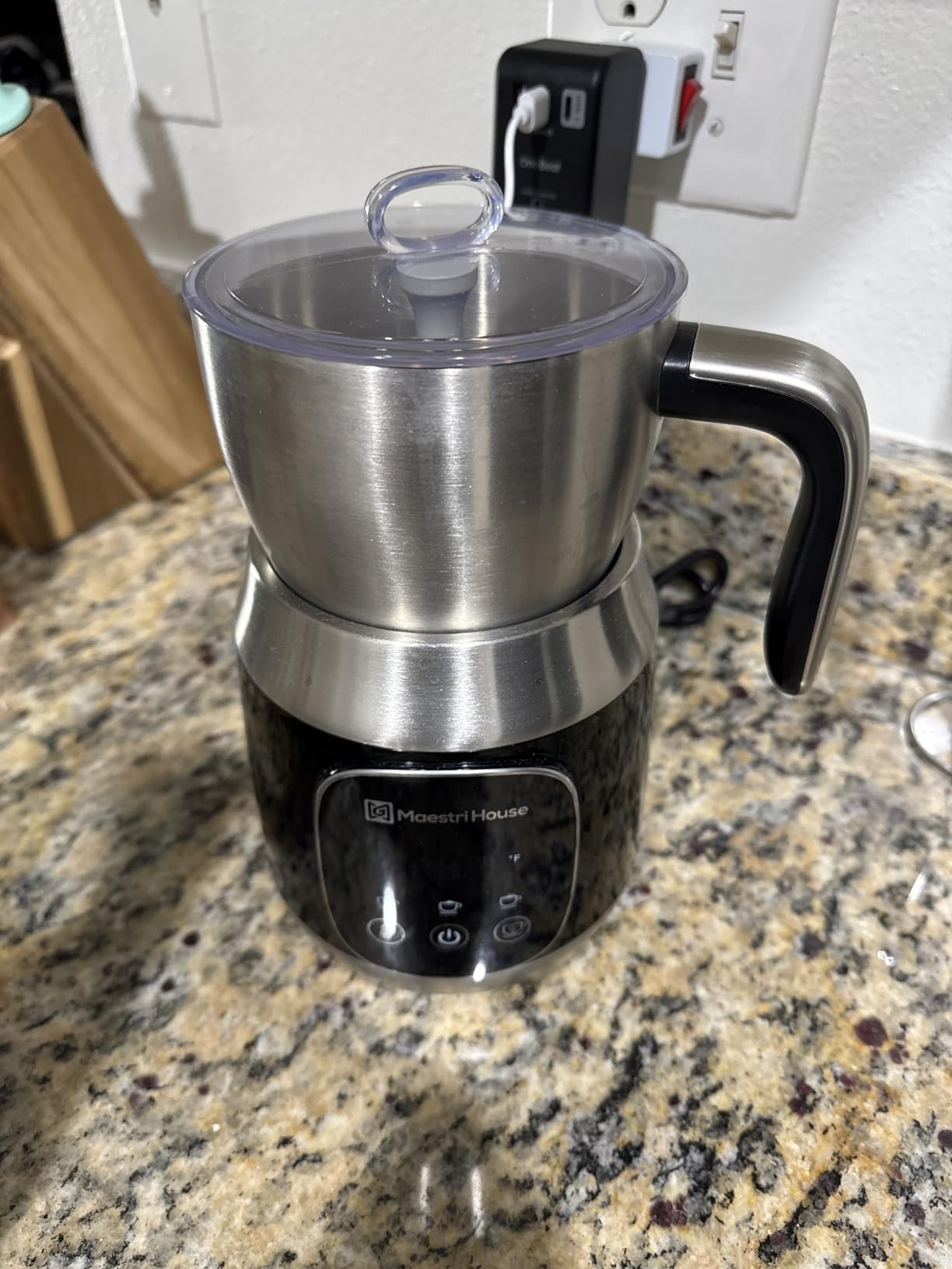 Maestri House Milk Frother, Variable Temp and Froth Thickness DualFro 600 Milk Frother Steamer customer photo 2