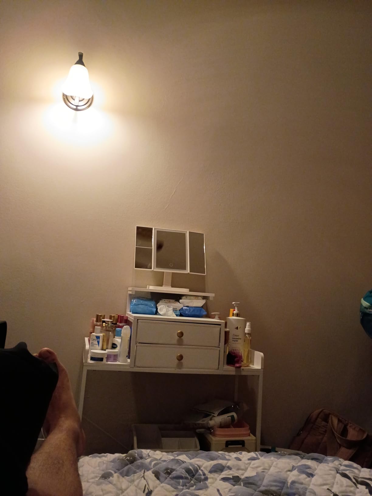 HIGDBFE Vanity Desk with Mirror and Lights, 28.4''W Small Makeup Vanity Table with Height-Adjustable Stand, 2 Fabric Drawers Compact Makeup Desk, Gift for Girls, Bedroom Small Space, White customer photo 2