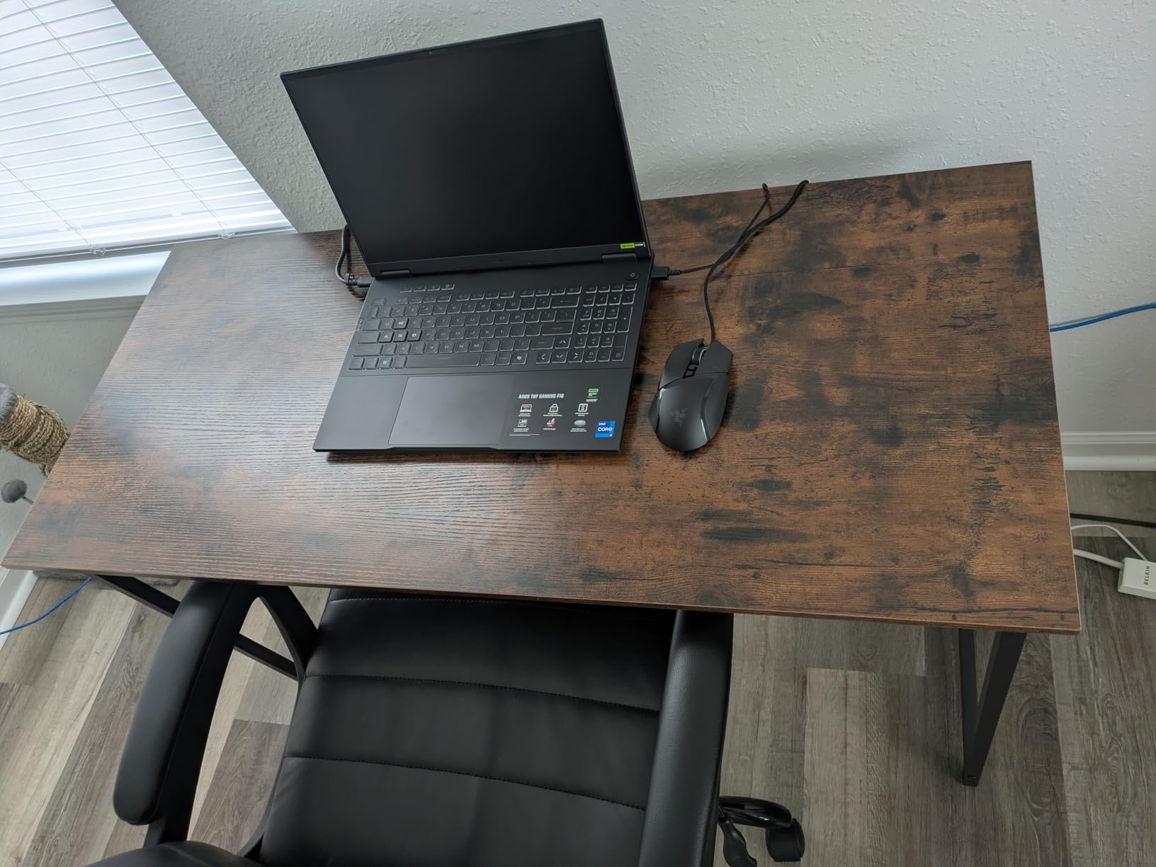 Sweetcrispy Small Computer Office Desk 40 Inch Student Study Writing Work with Metal Frame Wood Tabletop Modern Simple Home Bedroom PC Table - Black, Compact Sturdy Desk for Laptop, Study, Gaming customer photo 1