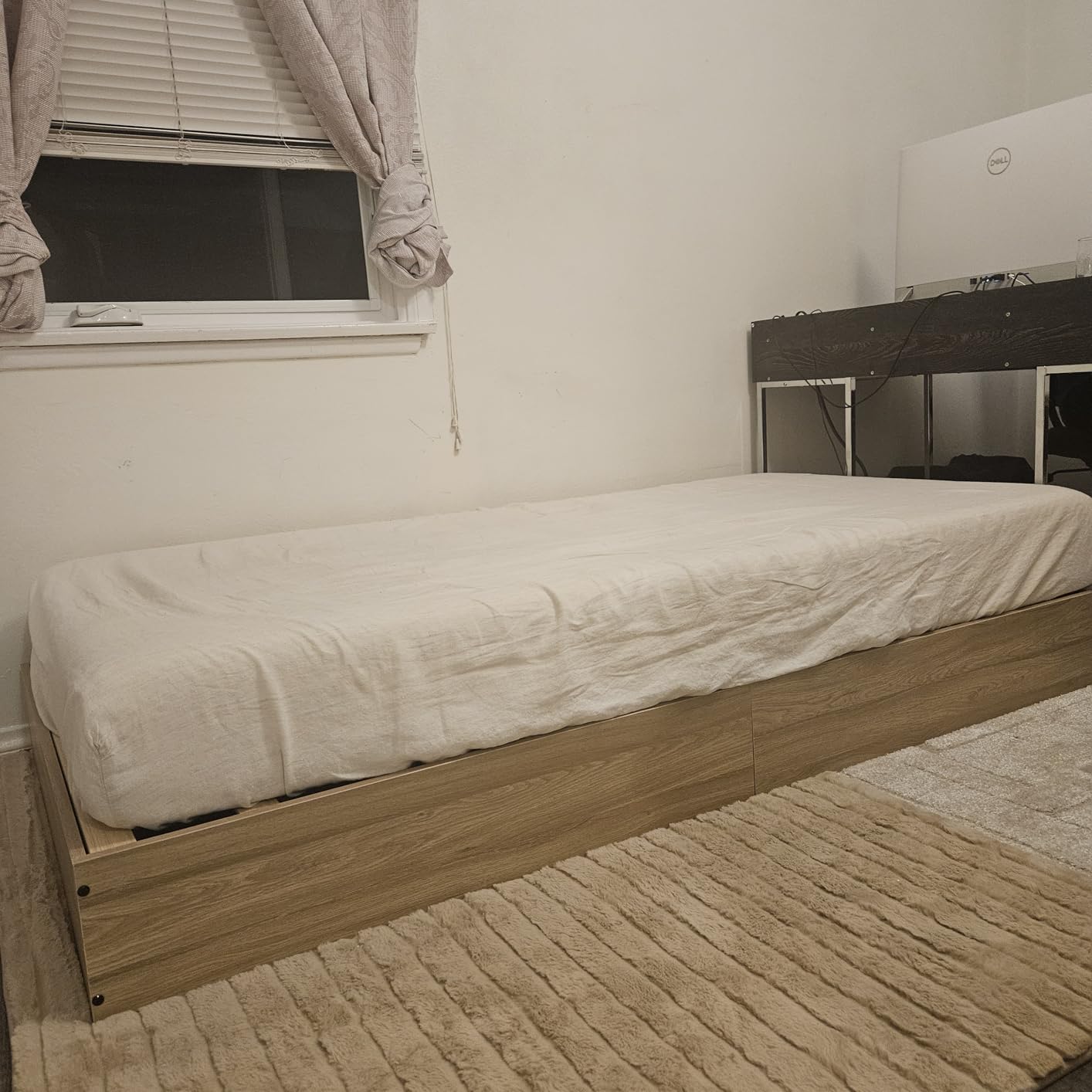 Queen Bed Frame, Wood Platform Bed with Sturdy Wooden Slats, Floor-Standing Bed Frame, Modern Minimalist Design, No Box Spring Needed, Easy Assembly, Walnut Wood customer photo 1