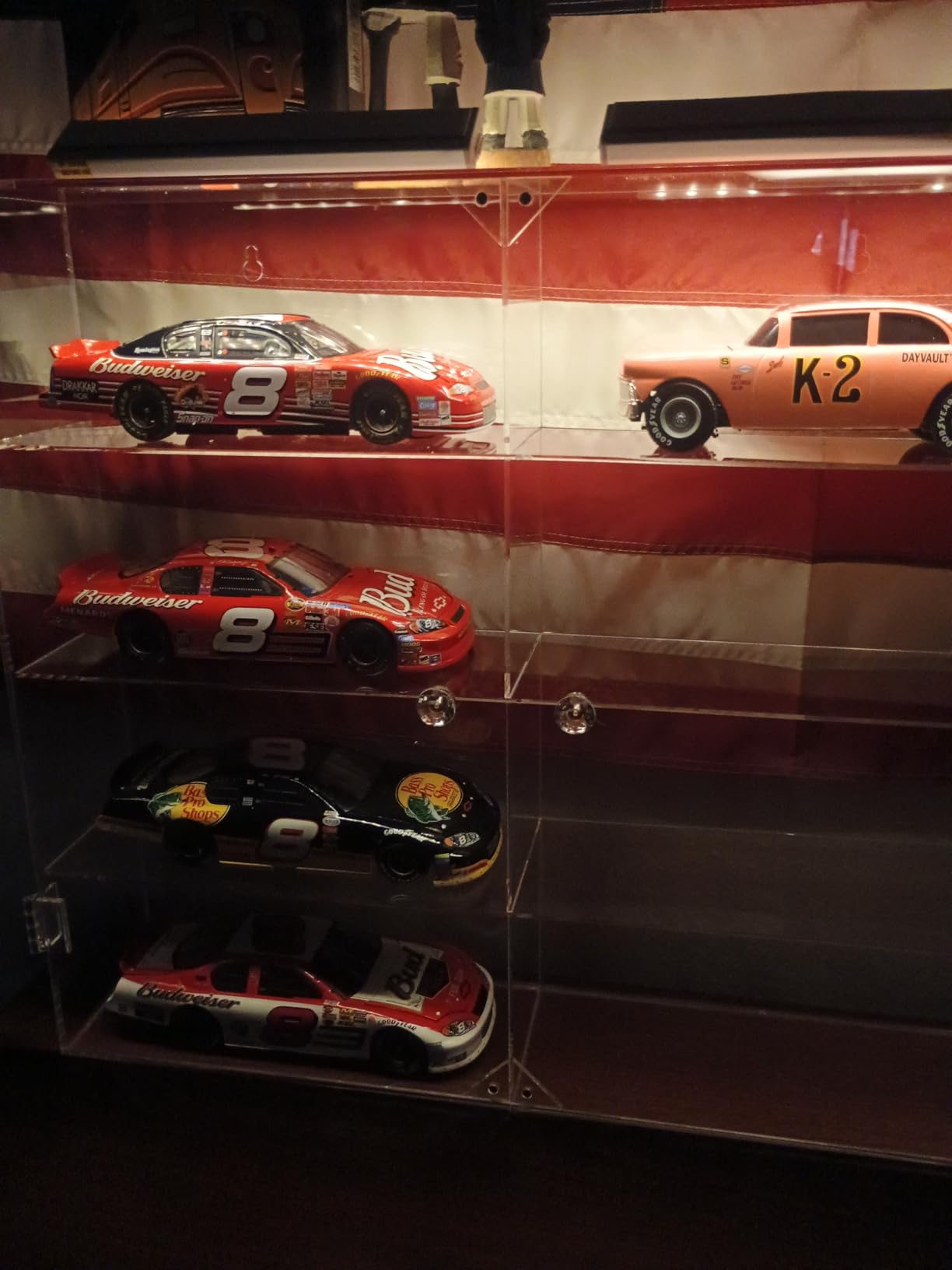 JUESHA Acrylic Display Case for 1/24 Scale Diecast Storage, 4 Levels 8 Slots Toy Cars Showcase Wall Mount Or Desktop, Clear Display Organizer for Nascar Diecast Model Car Tabletop customer photo 1