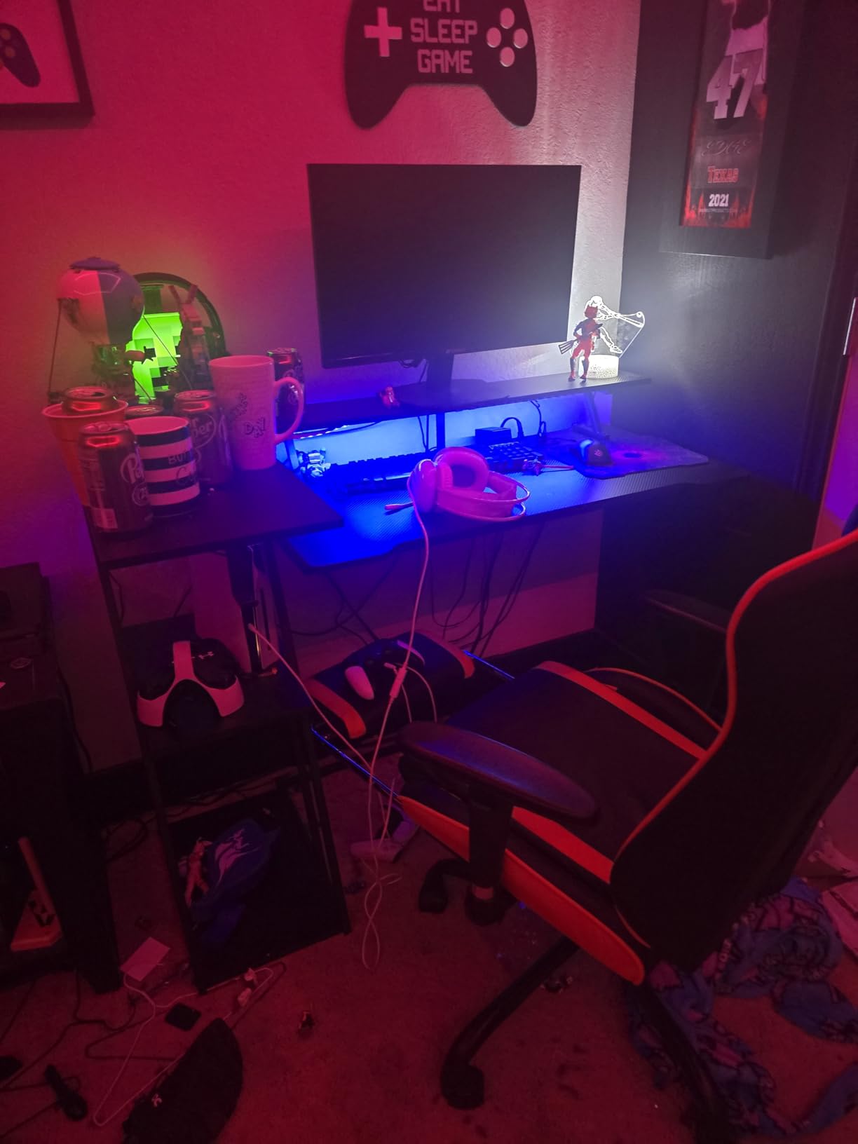 Korfile 40 Inch Gaming Desk with Power Outlet & LED Lights, L Shaped Computer Gaming Table with 3 Tiers Storage Shelves, Corner Gamer Desk with Monitor Stand for Small Space, Carbon Fiber Black customer photo 2