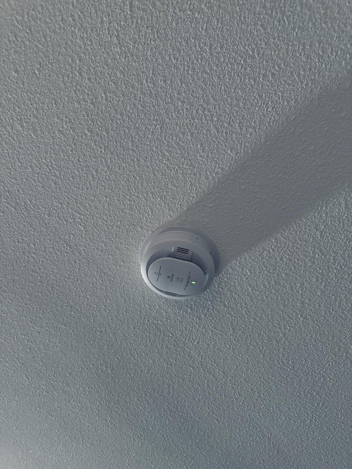 Kidde Smart Smoke and Carbon Monoxide Detector, Ring App Enabled, Hardwired Alarm, AA Backup Battery customer photo 1