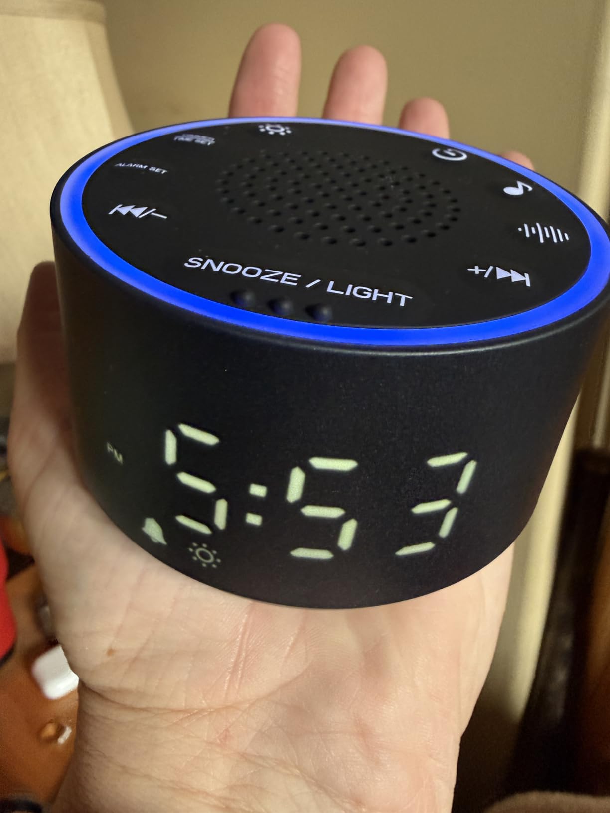 Dreamegg Sound Machine for Sleep - D1 Nova White Noise Sound Machine for Baby Adult with Alarm Clock, Soothing Sounds, Dimmable, White Noise Alarm Clocks for Bedrooms Heavy Sleepers Travel, Black customer photo 2