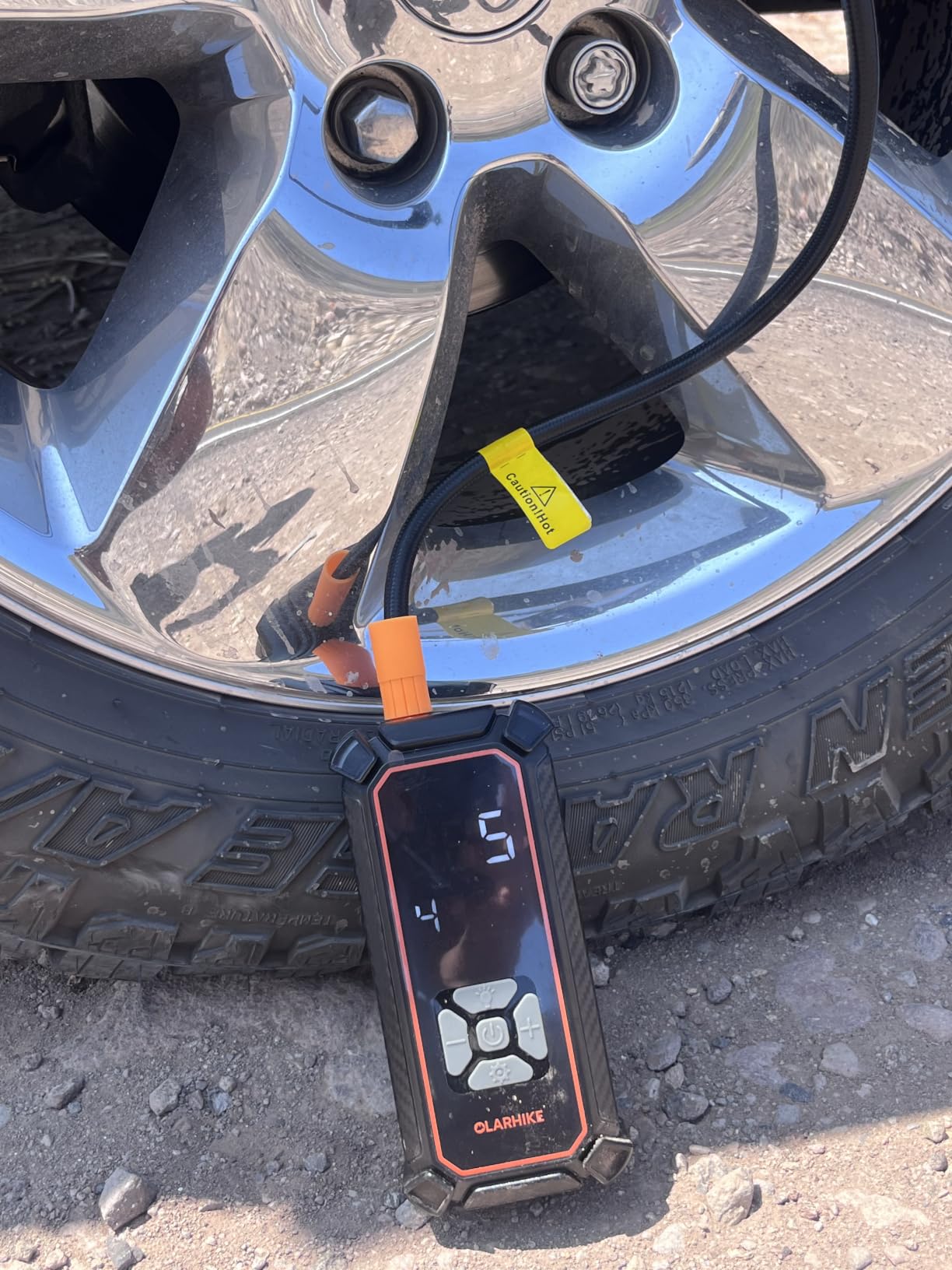 OlarHike Tire Inflator Portable Air Compressor, Lightning-Fast Inflation, Dual Power - 6000mAh and 12V DC, Cordless Air Pump for Car Tires, Bikes, Motorcycle, Balls with LED and Digital Pressure Gauge customer photo 1