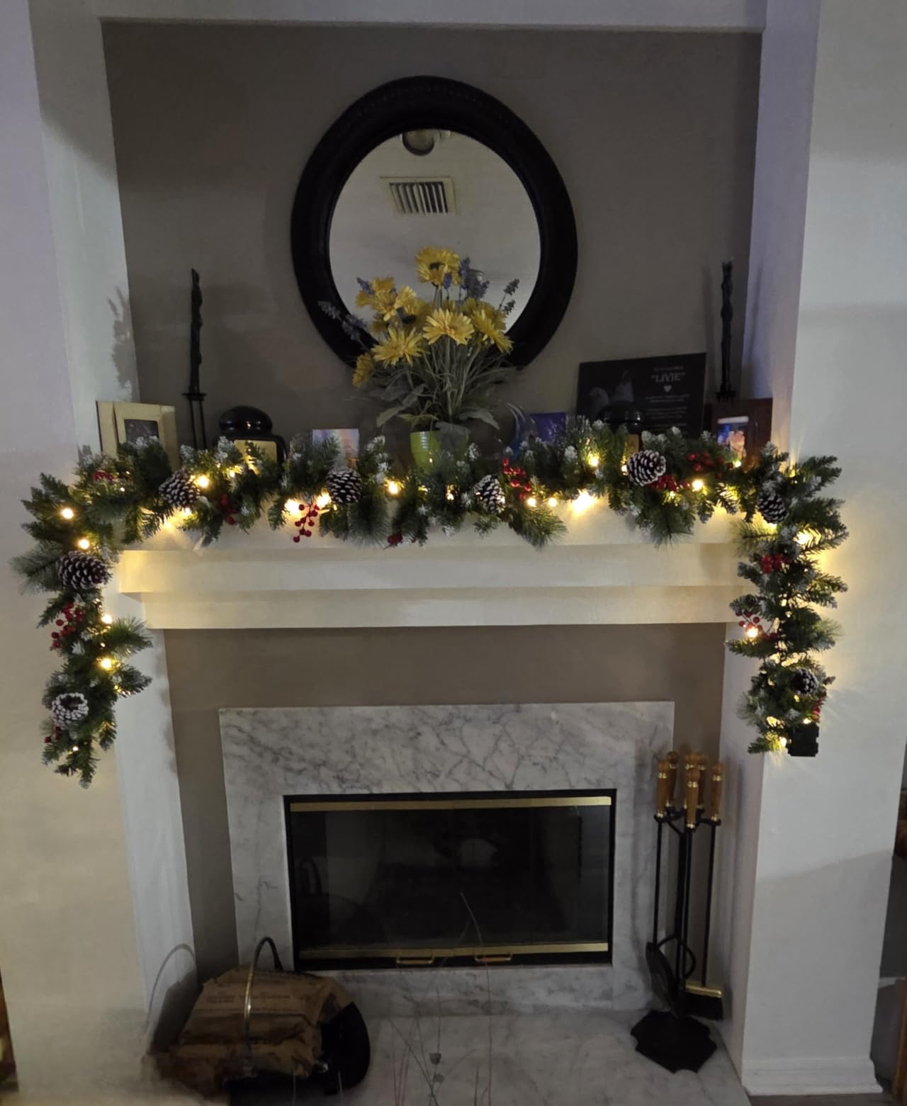 Christmas Garland, 9Ft Christmas Garland with Lights & Timer, 50LED Waterproof Battery Operated Lighted Garland Outdoor, Indoor Prelit Garland for Mantle, Stairs, Outside Christmas Decor Decorations customer photo 2