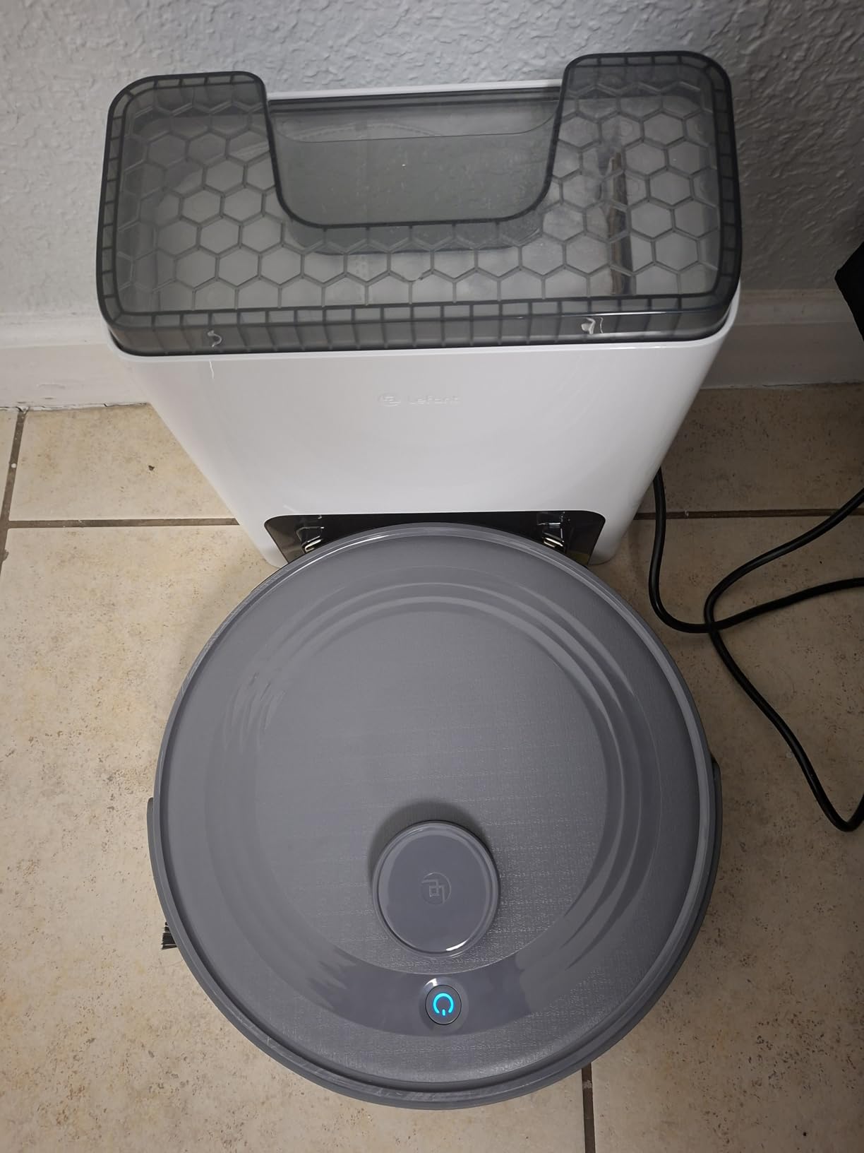 Lefant LiDAR Robot Vacuum and Mop Combo, 75-Days Self-Emptying, 6000Pa Powerful Suction, Multi-Floor Mapping, No-Go Zones, 140 Min Runtime, 2.4G/5G WiFi/Alexa/APP/iWatch, M2 Plus Black customer photo 2