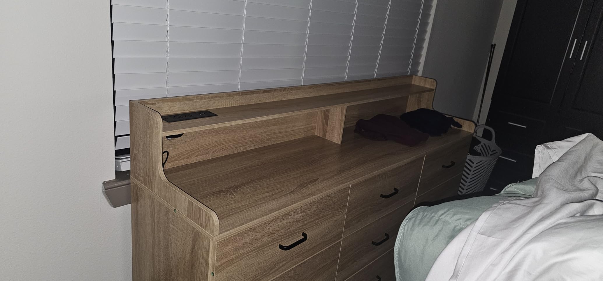 Bigbiglife Wood Dresser for Bedroom, 6 Drawer Double Dresser, Mid Century Modern Chest of Drawers with Deep Drawers, Large Storage Organizer for Living Room, Closet (Walnut Brown) customer photo 1