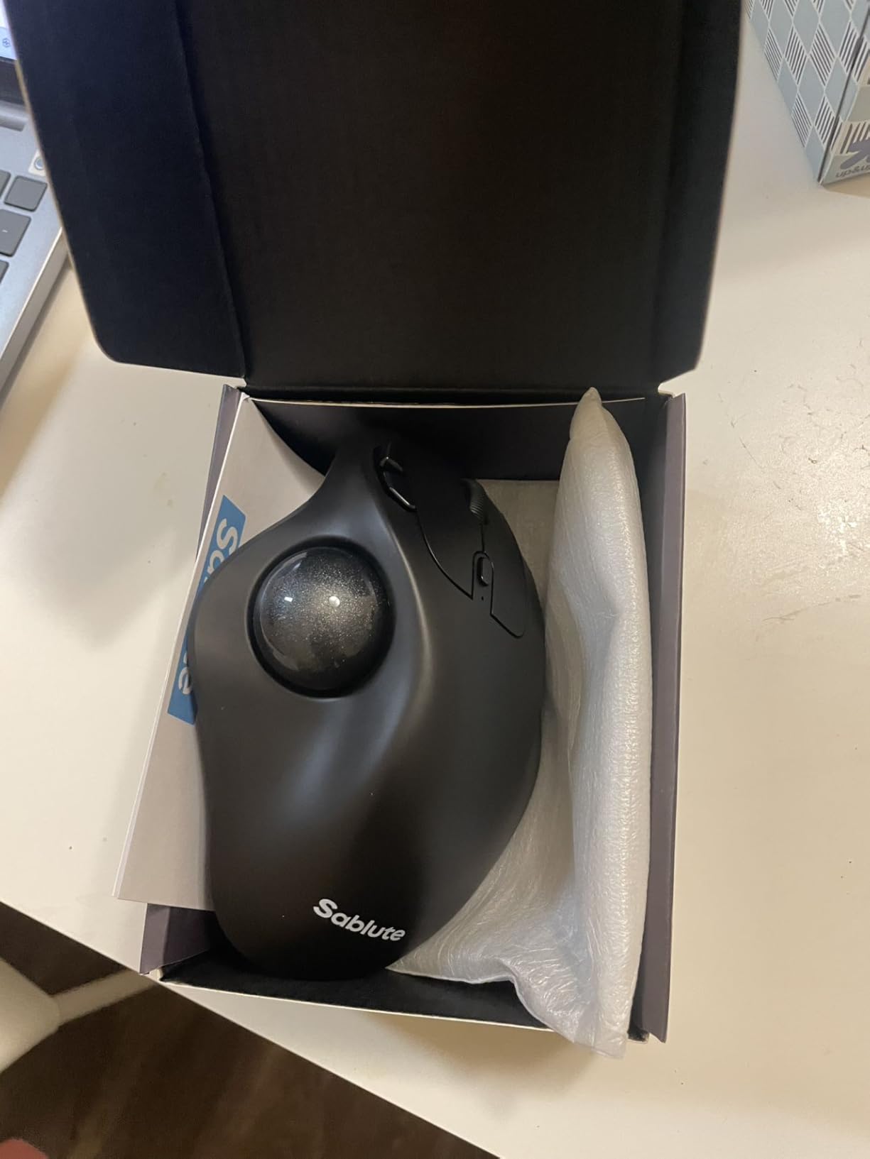 SABLUTE MAM2 Wireless Trackball Mouse, Rechargeable Ergonomic Mouse with Thumb Control for 3 Devices (Bluetooth and USB), 5-Level DPI, Silent Click, Compatible PC Laptop Mac iPad, Easy Clean customer photo 1