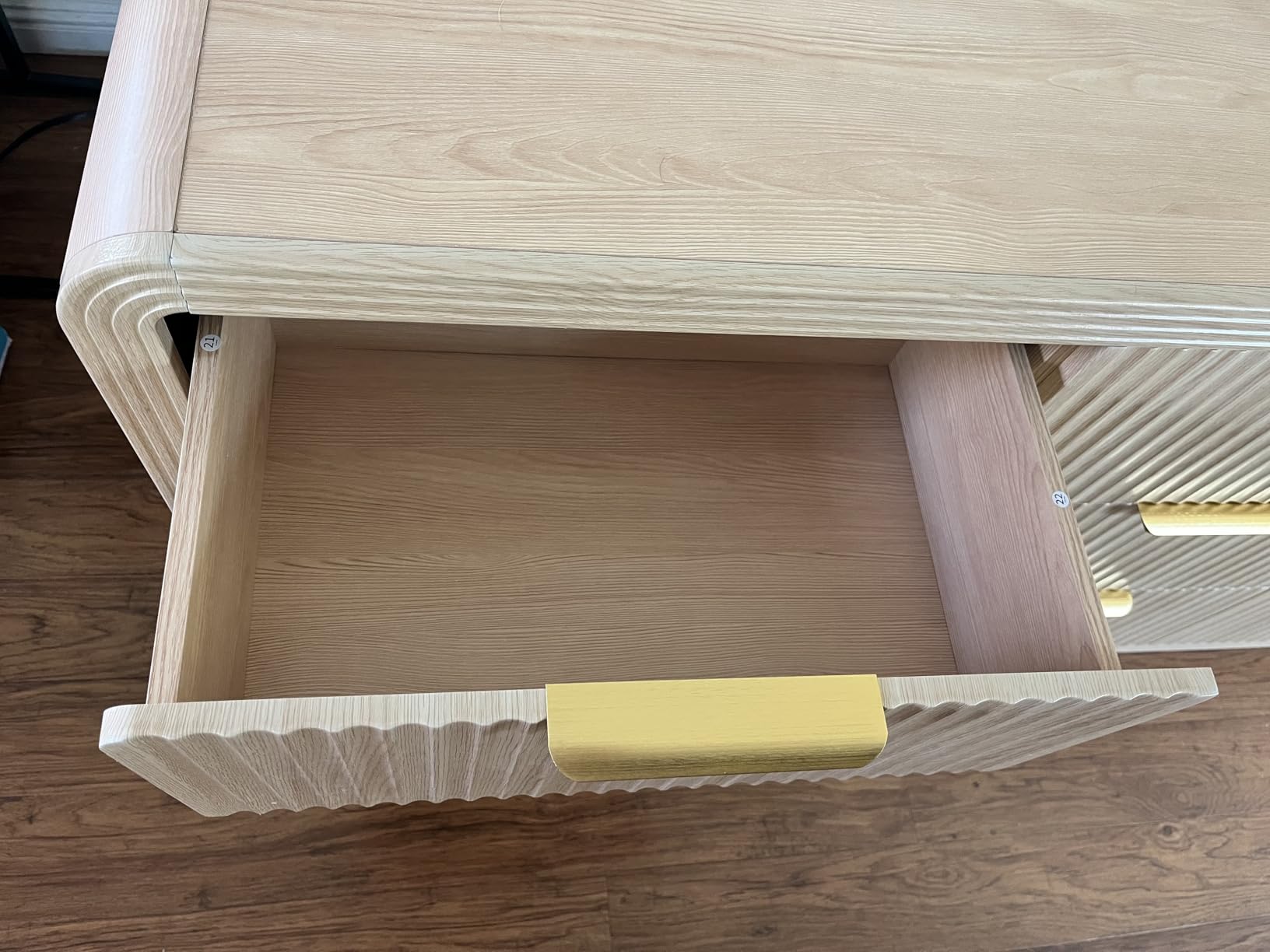 Decofy Fluted 5 Drawers Dresser, 48