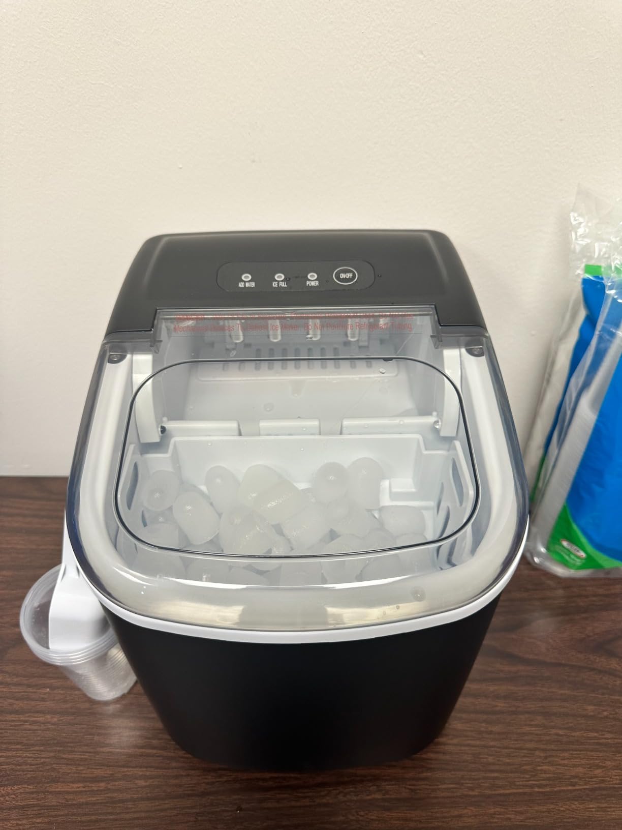 Antarctic Star Ice Maker Countertop, 8 Bullet Ice Cubes in 6 Mins, 26.5 lbs/Day, Self-Cleaning, 2 Sizes, Ultra-Quiet for Home/Kitchen/Camping/RV customer photo 1
