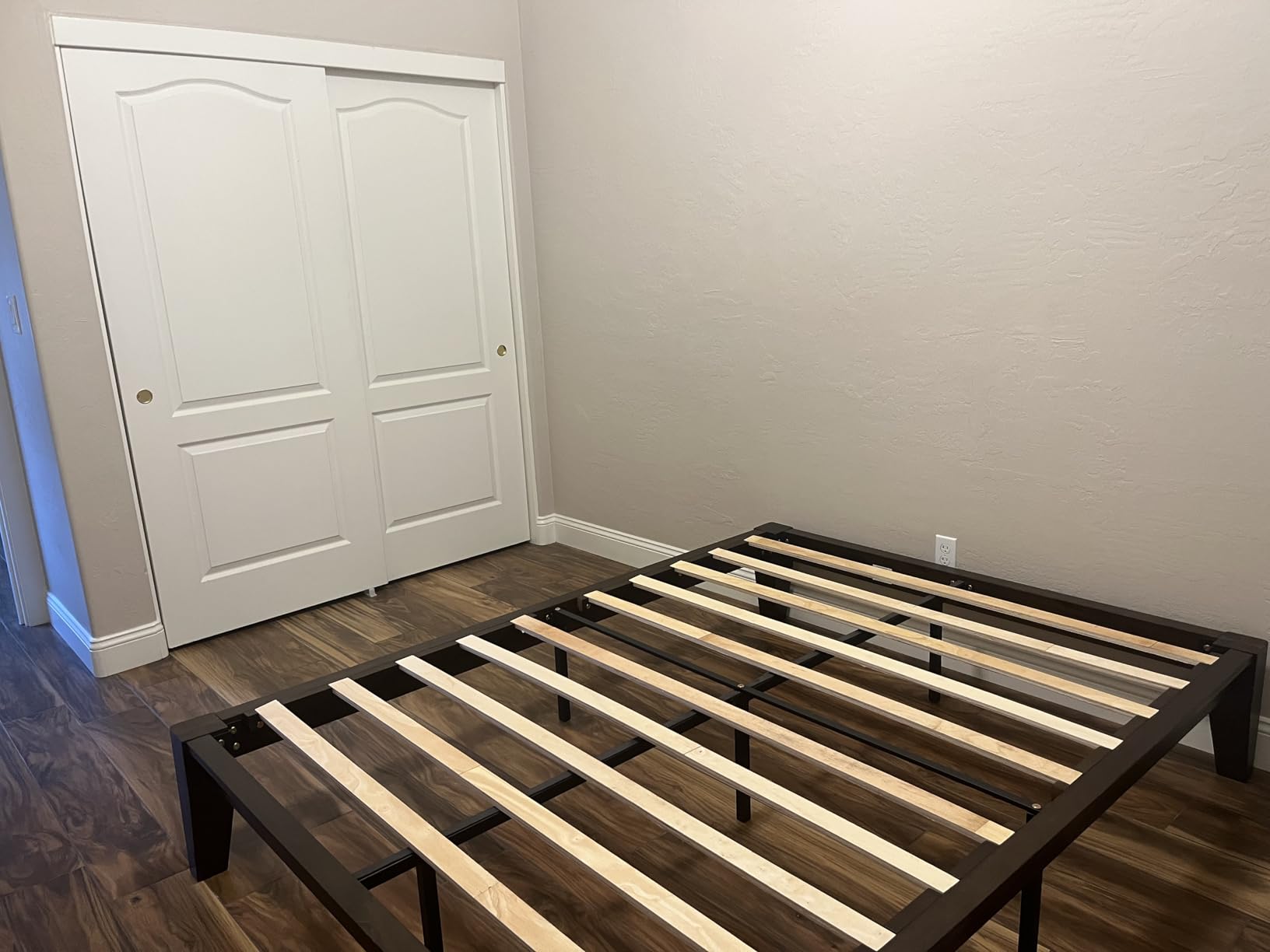 Lifezone Wood Queen Platform Bed Frame, Premium Solid Wood, Sturdy Structure, 3.78
