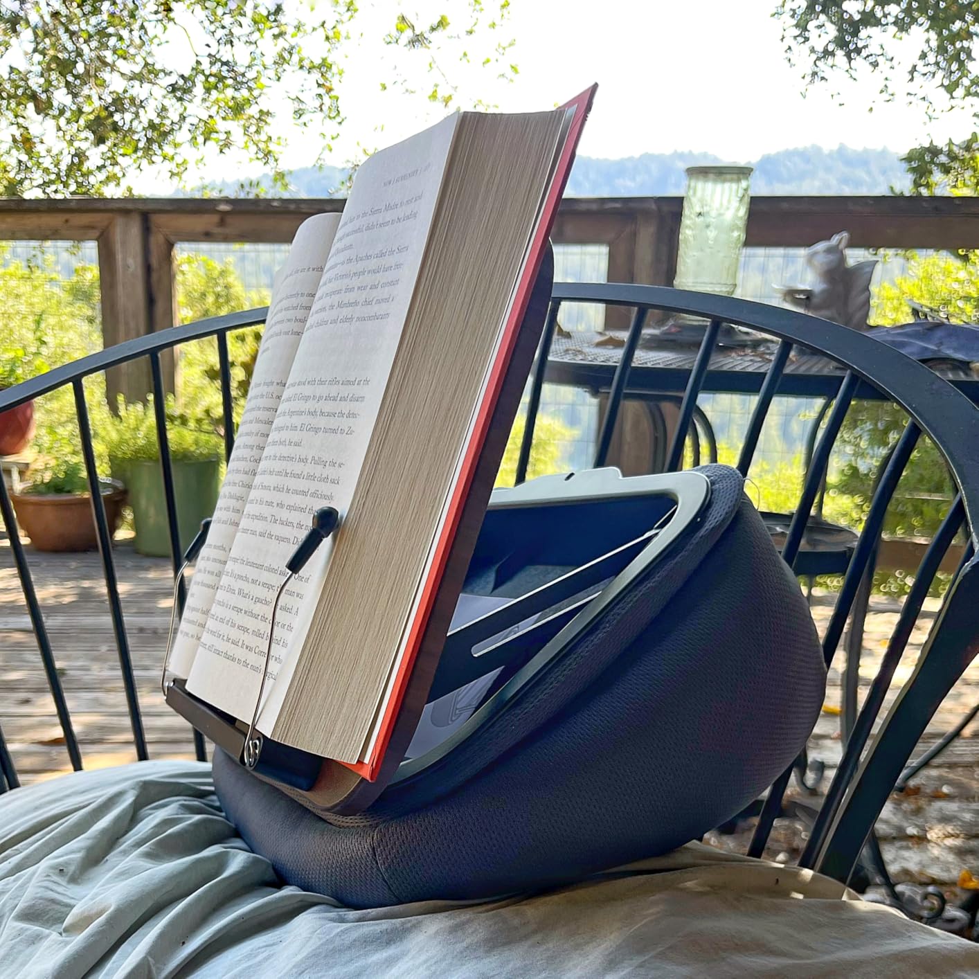 Viozon Lap Book Pillow Stand with Storage, Adjustable Beanbag Reading Pillow with Dark Wood Panel, Multi-Angle Book Holder for Hands-Free Reading in Bed or Sofa, Book Lover Essential, Soft Cushion customer photo 2
