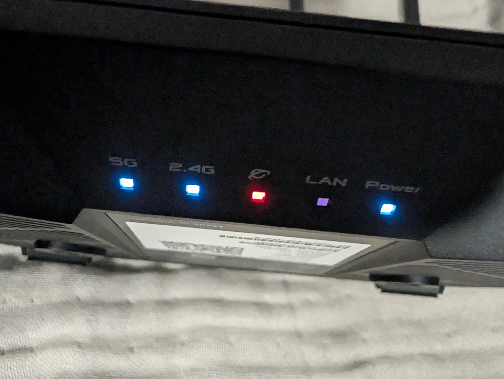 ASUS TUF Gaming BE6500 WiFi 7 Router, Dual-Band, Up to 6.5 Gbps Wireless, Game Accelerator, Multi-Link Operation (MLO), 4x 2.5GbE Ports customer photo 1