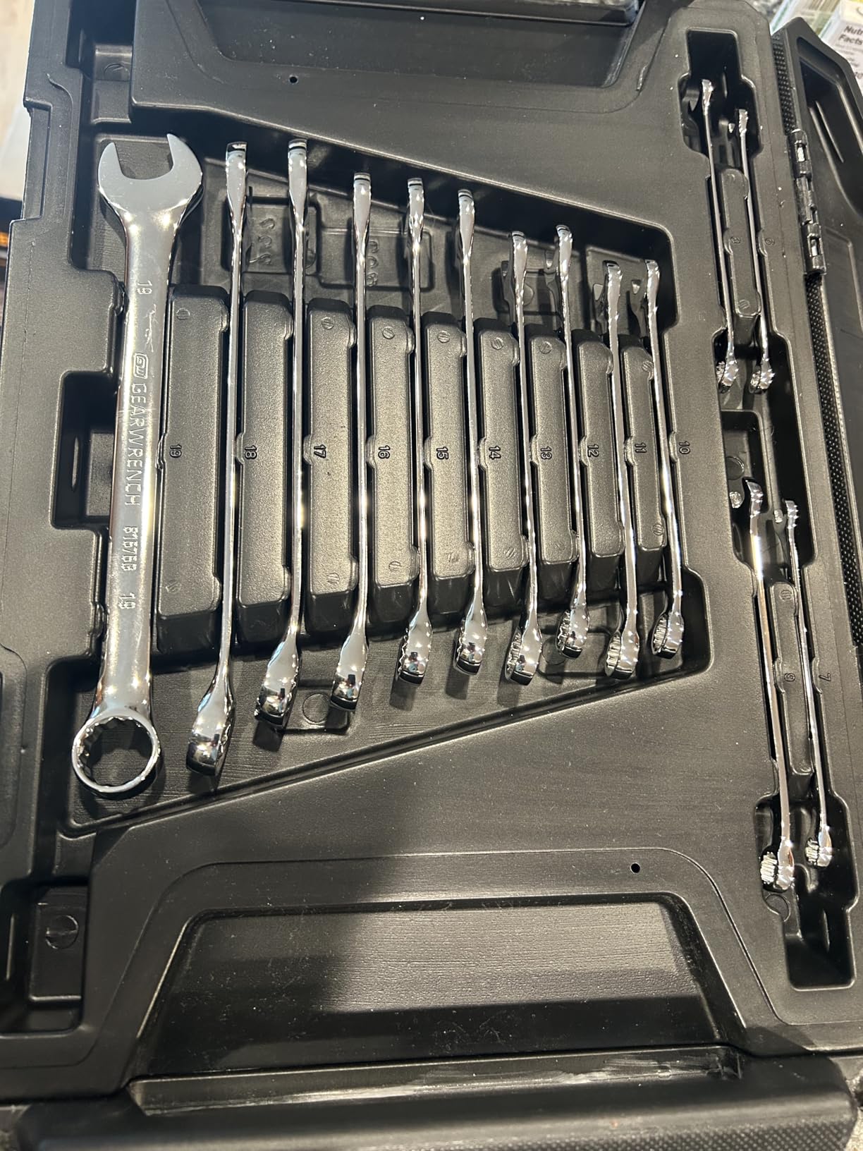 GEARWRENCH Mechanics Tool Set in 3 Drawer Storage Box, 232 Pc, 1/4 in and 3/8 in Drive, Metric/SAE | GW72LLCBMTS customer photo 1