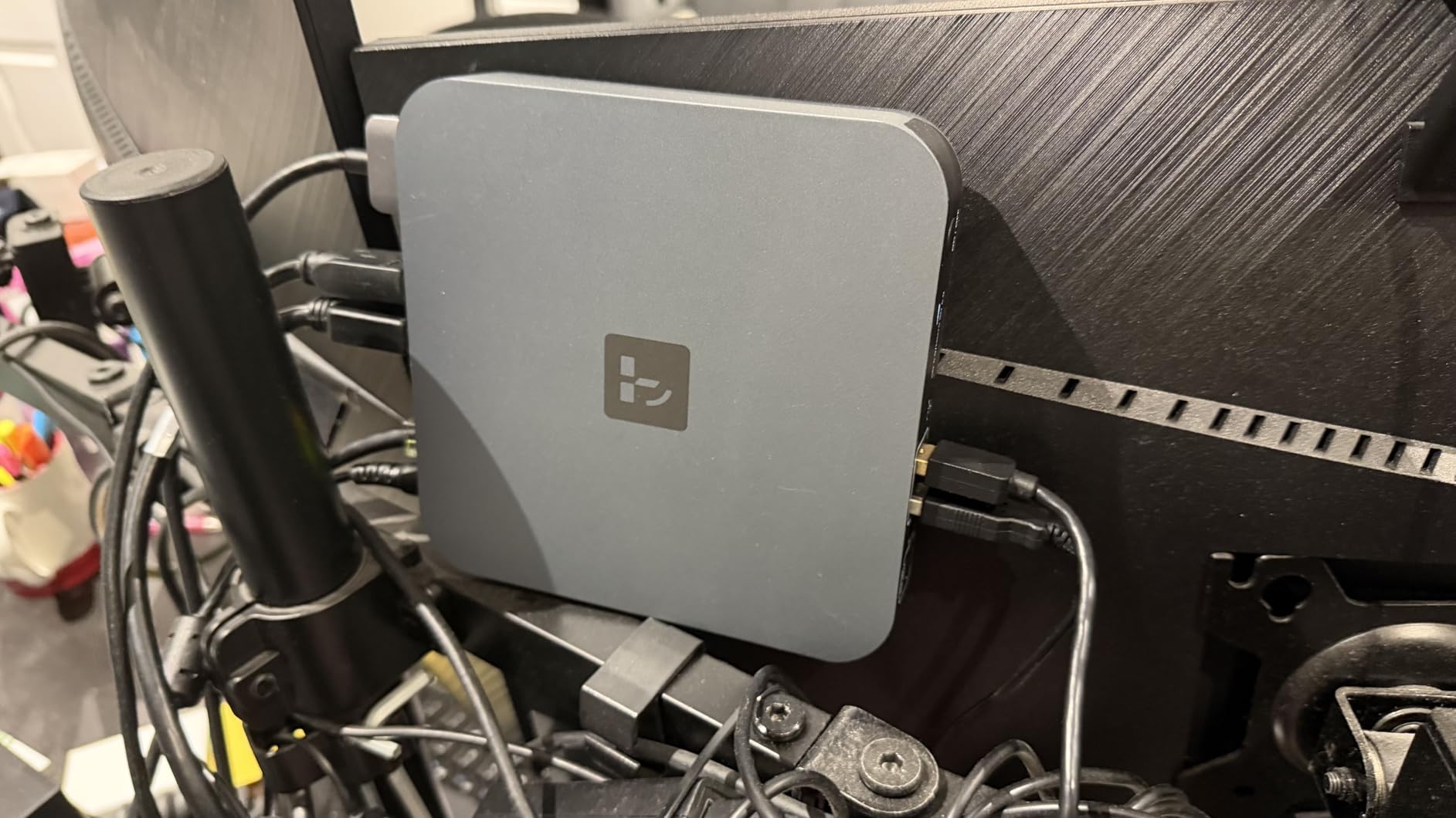 TobenONE 18-in-2 Docking Station Dual Monitor for MacBook Pro/Air M5/M4 Pro/Max, Plug and Play, Mac Docking Station with 4K@60Hz HDMI & USB-C, 150W Adapter, 10Gbps/PD 30W, 7 USB, 2.5G Ethernet, SD 4.0 customer photo 2