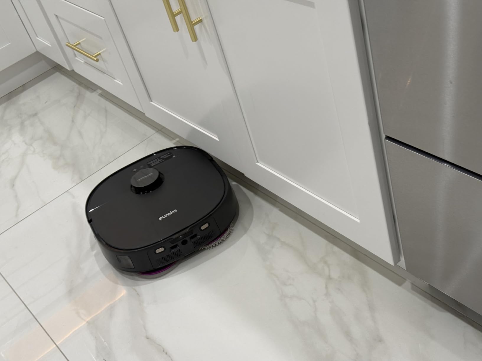 DREAME Govac 401 Robot Vacuum and Mop Combo, 100 Days Self-Emptying Robotic Vacuum, 15,000Pa Suction, Auto Mop Wash & Heat Dry, 10.5mm Auto-Lift Robot Vacuum Cleaner for Pet Hair/Carpet/Hard Floor customer photo 2