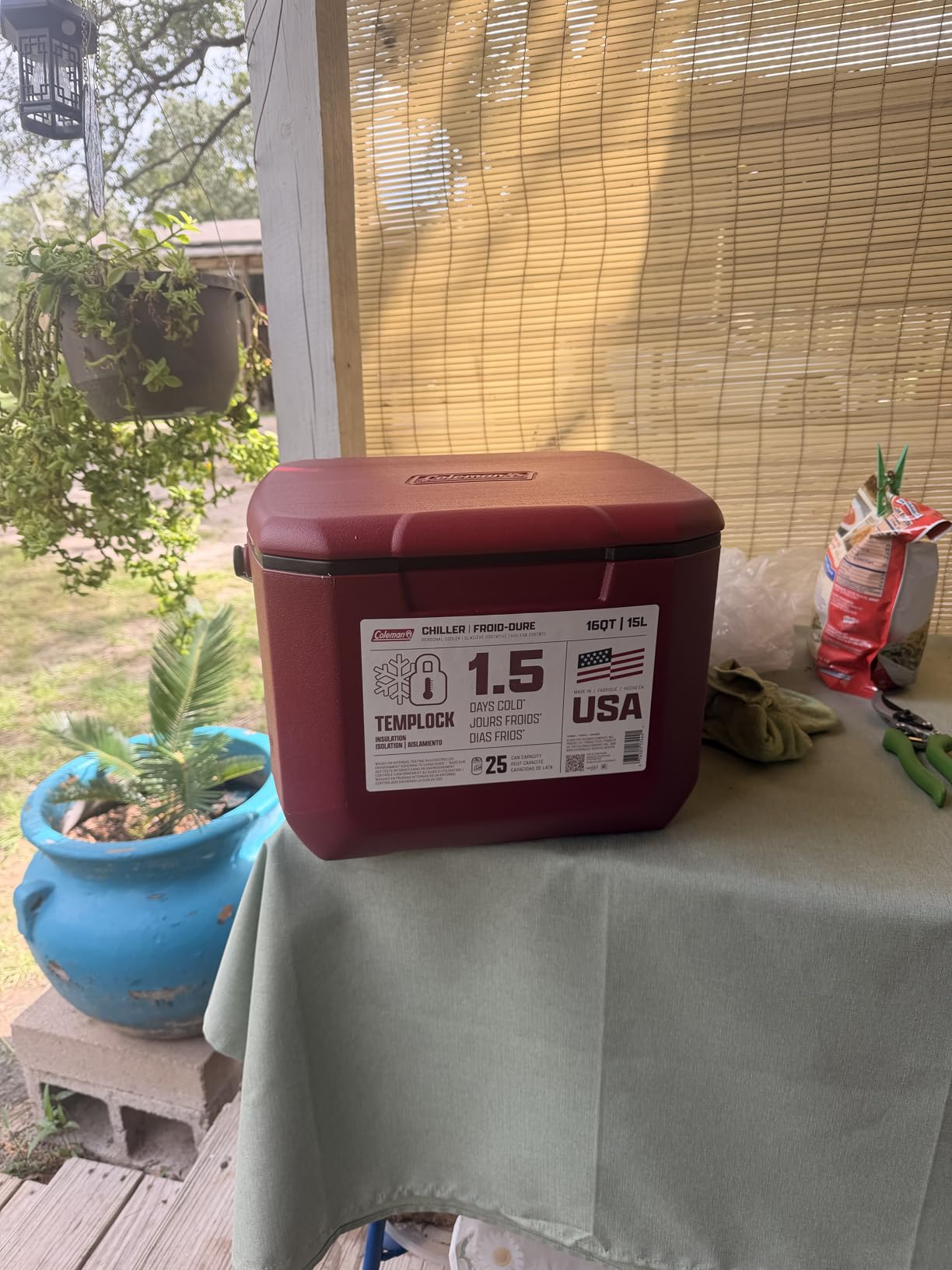 Coleman Chiller 9/16/30/48/60qt Cooler with Ice Retention, Leak Resistant, Great for Camping, Concerts, Sports, and More customer photo 2