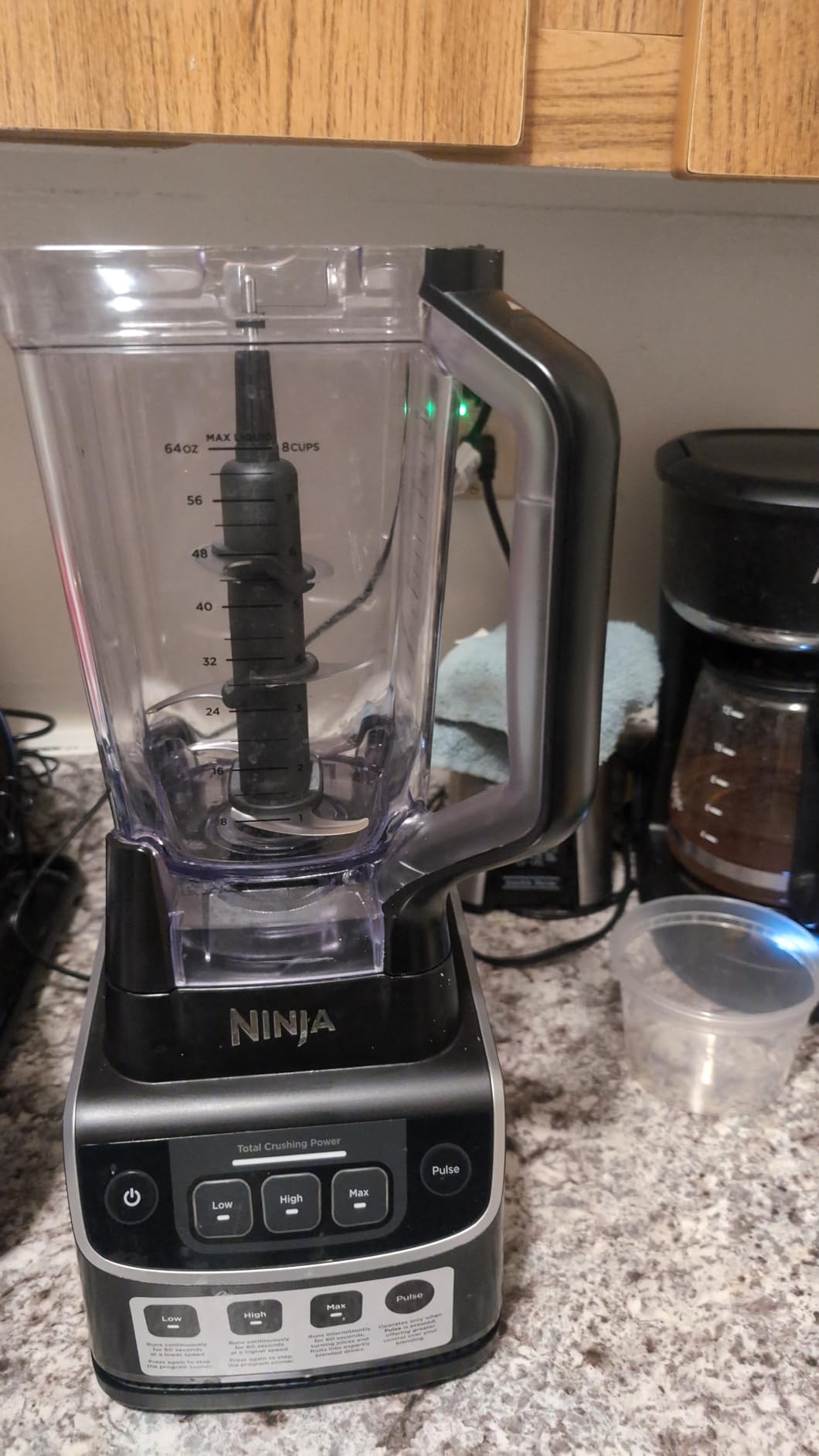 Ninja UltraCrush Professional Blender | 1000W Power, XL 72-oz.* Pitcher | Total Crushing Technology | 3 Manual Speeds for Smoothies, Sauces & More | Full-Size Countertop | Black | BP201 (2026) customer photo 1