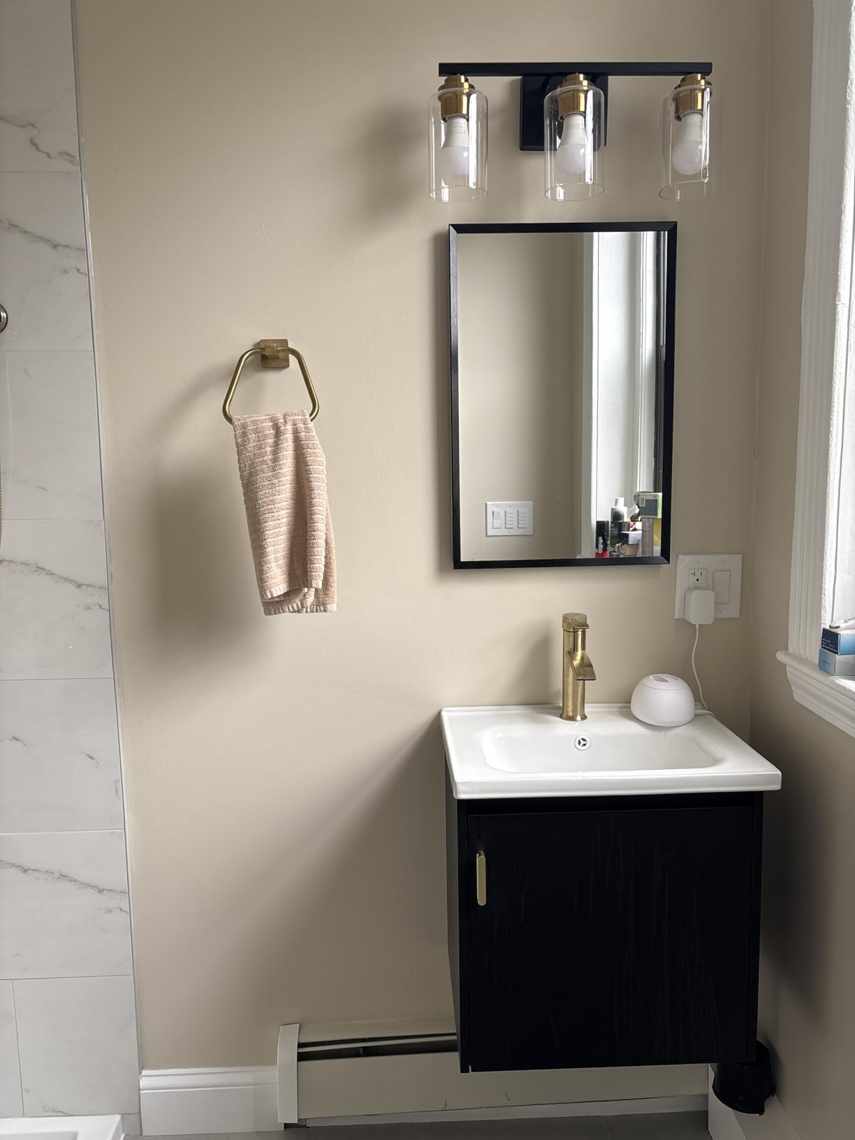 phiestina 20 Inch Pre-Assembled Black Floating Bathroom Vanity with Sink for Small Space, Wall Mounted Cabinet with Sink, Left Side Storage, Soft-Close Door customer photo 2