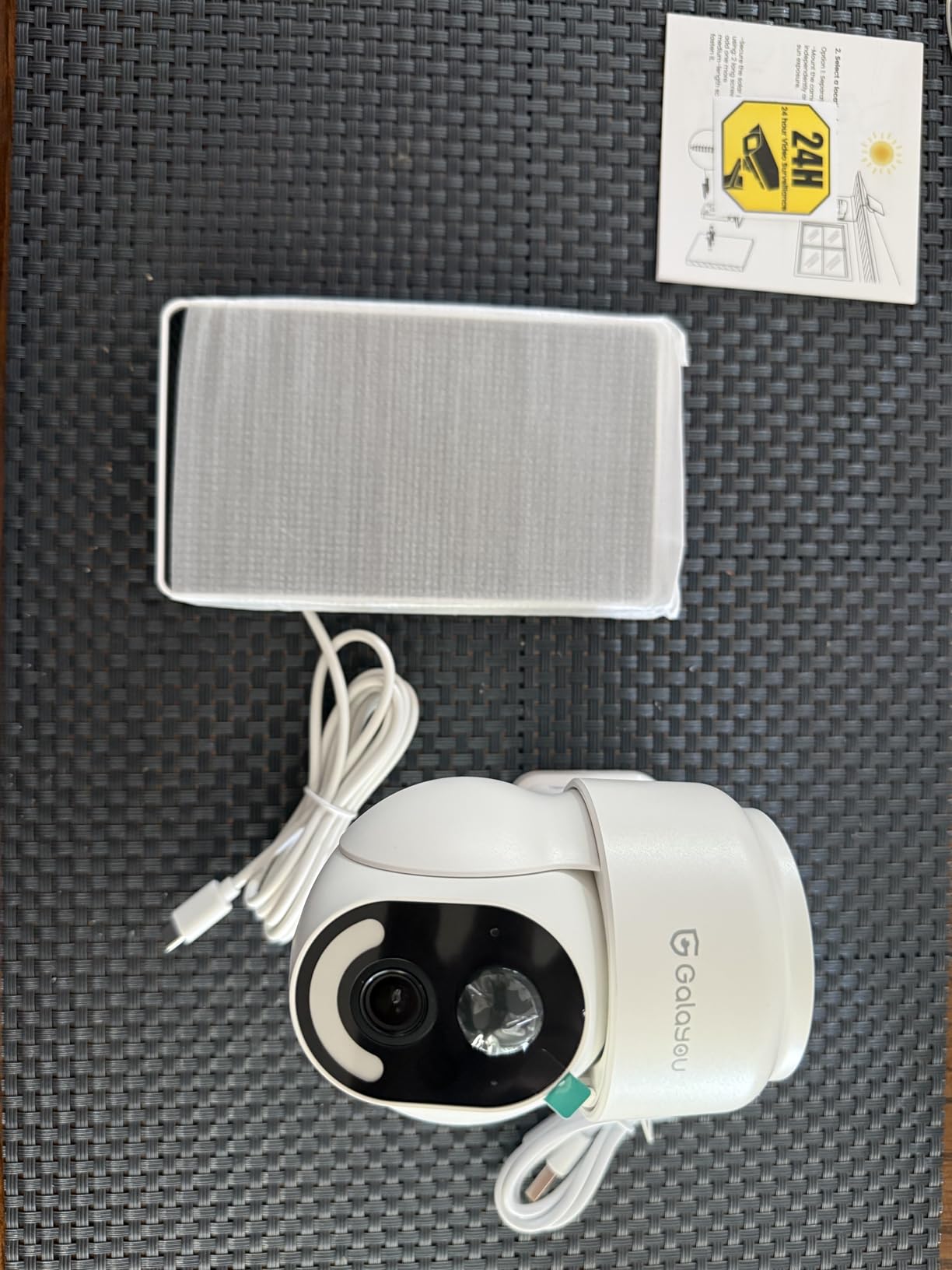 GALAYOU Solar Camera Outdoor Wireless - 2.4 GHz Wi-Fi Battery Powered Cameras for Home Security with Detachable Solar Panel, 2K 360° Pan/Tilt Auto-Tracking, Spotlight, TF Card Storage, R6 1 Pack customer photo 2