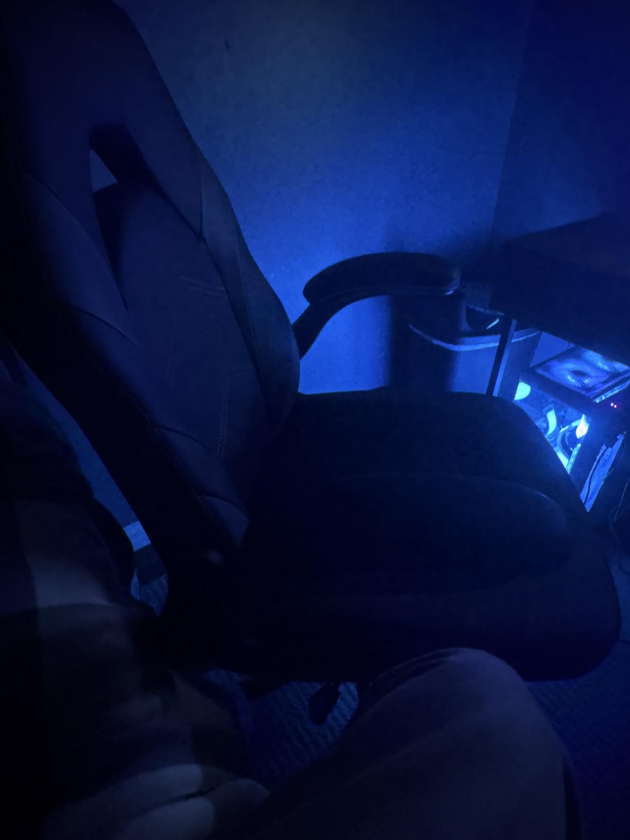Sweetcrispy Computer Gaming Desk Chair - Big Tall Ergonomic Lumbar Support with Flip-up Armrest and 360° Swivel Wheels, PU Leather Height Adjustable, for Home and Office, Black customer photo 1