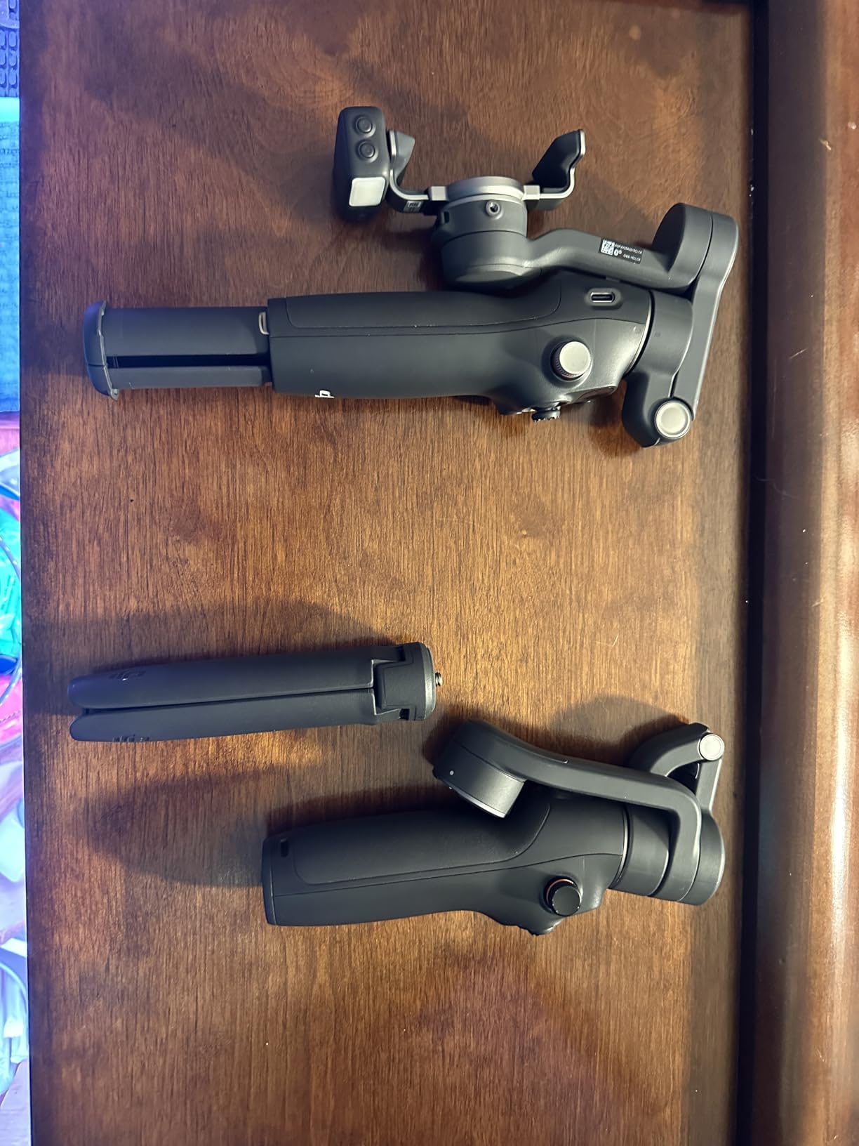 DJI Osmo Mobile 8 Advanced Tracking Combo Gimbal Stabilizer for Phone, AI Native Tracking with Audio & Lighting, 360° Pan Rotation, Mic Mini Transmitter, Wireless Microphone customer photo 2