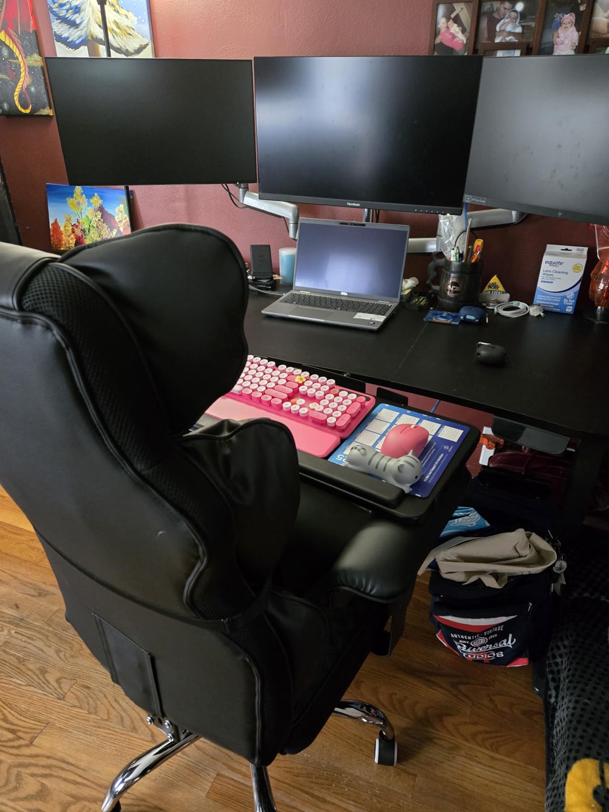 COMHOMA Big and Tall Office Chair Heavy Duty Wide Ergonomic Fabric Deluxe Embossing Designed Gaming Chair with Foot Rest,150°Reclining Adjustable Armrests Pocket Spring Back Support and Pillow customer photo 2