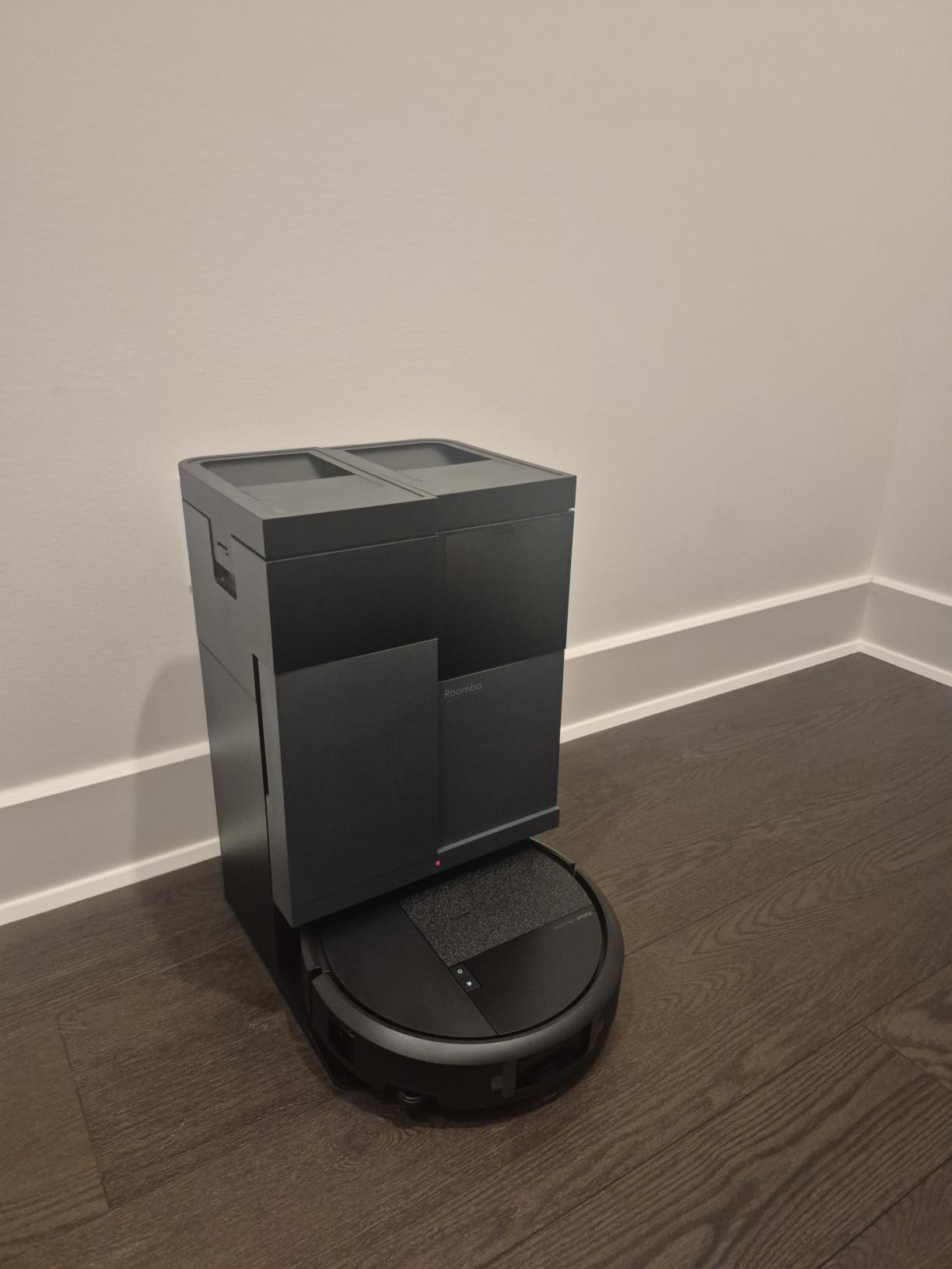 iRobot Roomba 415X Robot Vacuum & Mop Combo, 20,000Pa Suction, 90 Days Self-Emptying, Multifunction Dock Self-Cleaning & Hot Dry, Smart Obstacle Avoidance, Lifting Spinning Mops, Ideal for Pet Hair customer photo 1