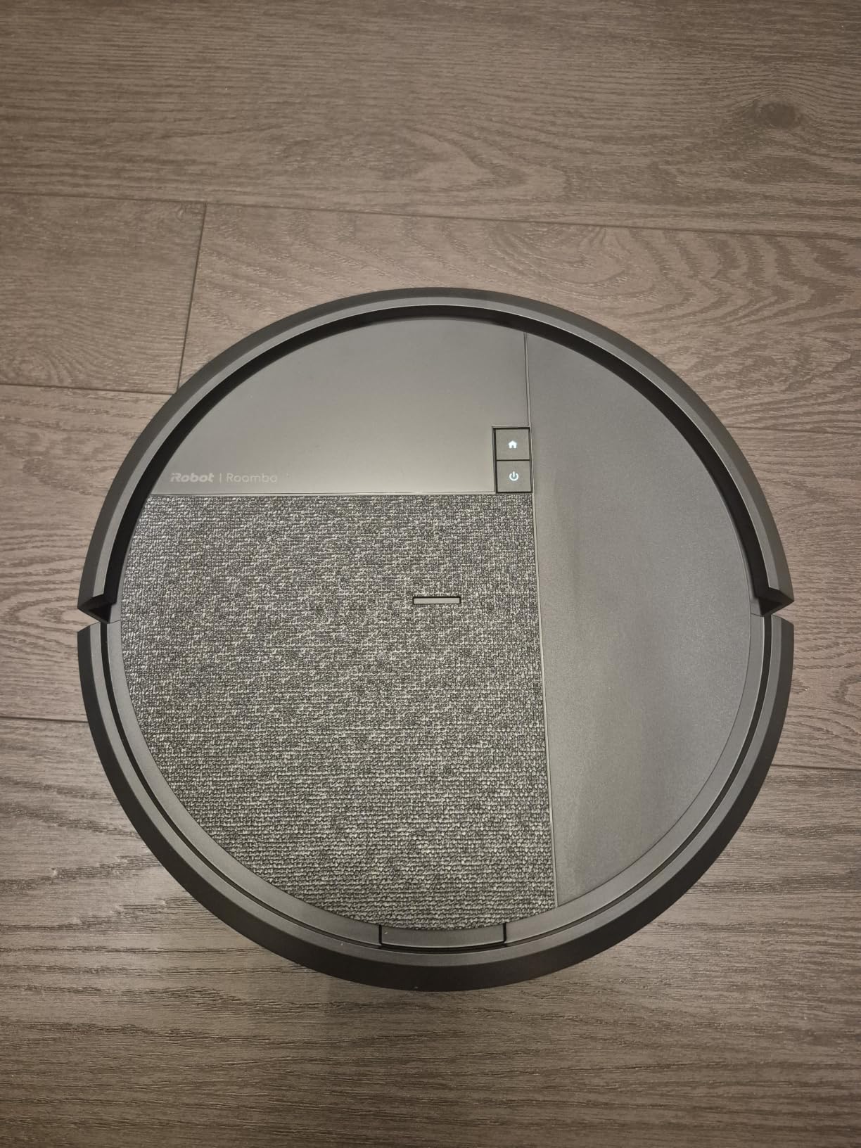iRobot Roomba 415X Robot Vacuum & Mop Combo, 20,000Pa Suction, 90 Days Self-Emptying, Multifunction Dock Self-Cleaning & Hot Dry, Smart Obstacle Avoidance, Lifting Spinning Mops, Ideal for Pet Hair customer photo 2