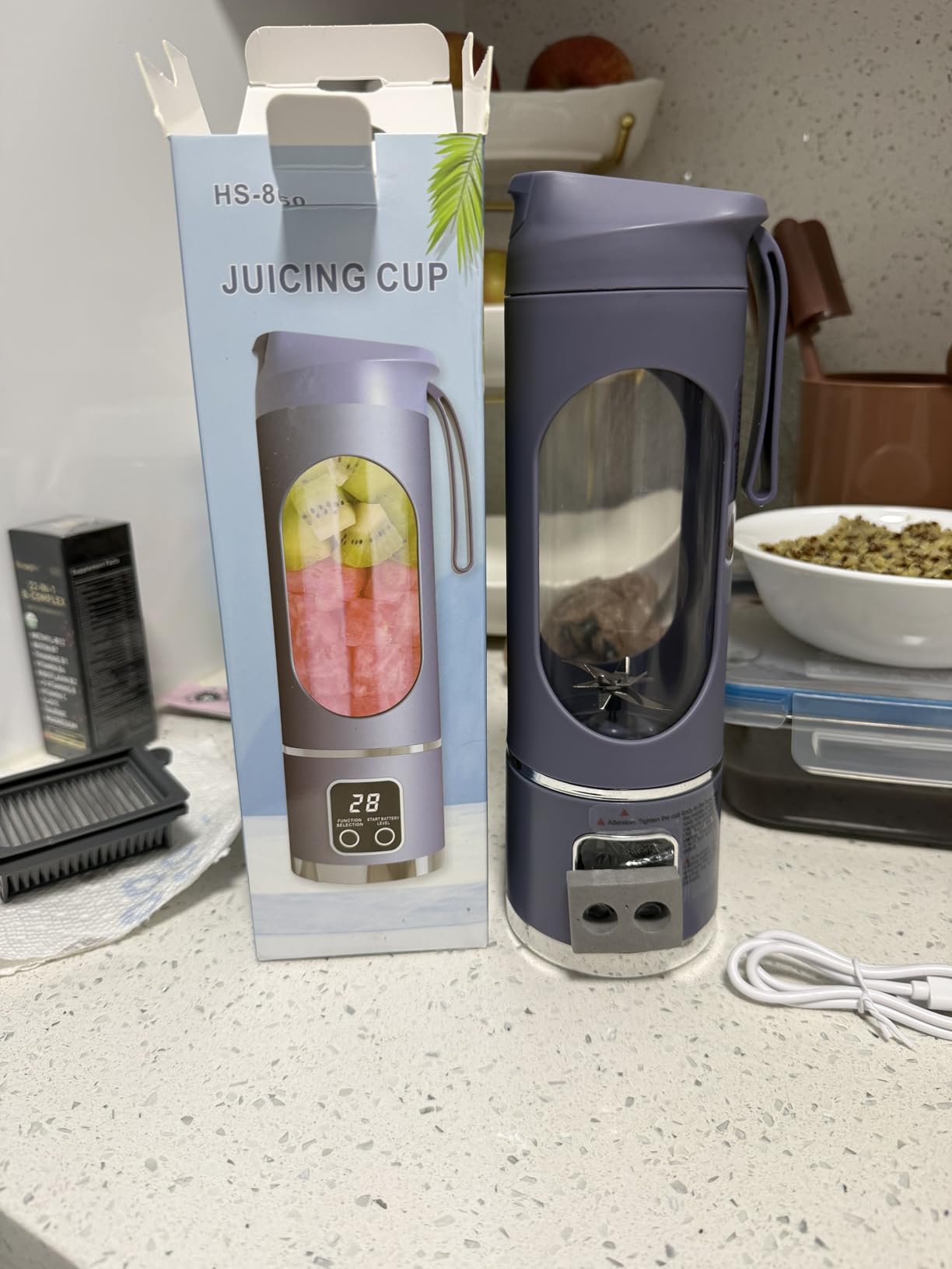 Portable Personal Electric Blender, 500ML Portable Shakes and Smoothies Blender, 12 Blades USB Rechargeable Small Blenders, Mixing, Compact, Convenient and Versatile (Purple) customer photo 1