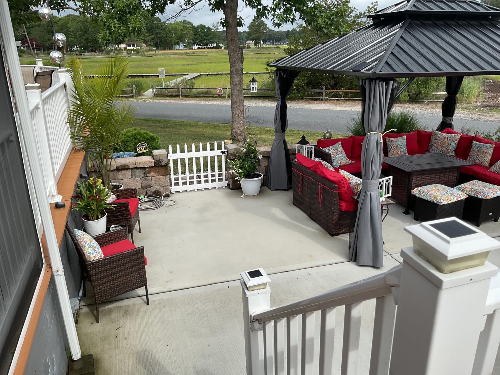 Sweetcrispy 3 Piece Patio Furniture Set, All-Weather Outdoor Conversation with Removable Cushions & Tempered Glass Table, Small Wicker Bistro Set for Balcony, Porch, Backyard, Deck, Brown customer photo 2
