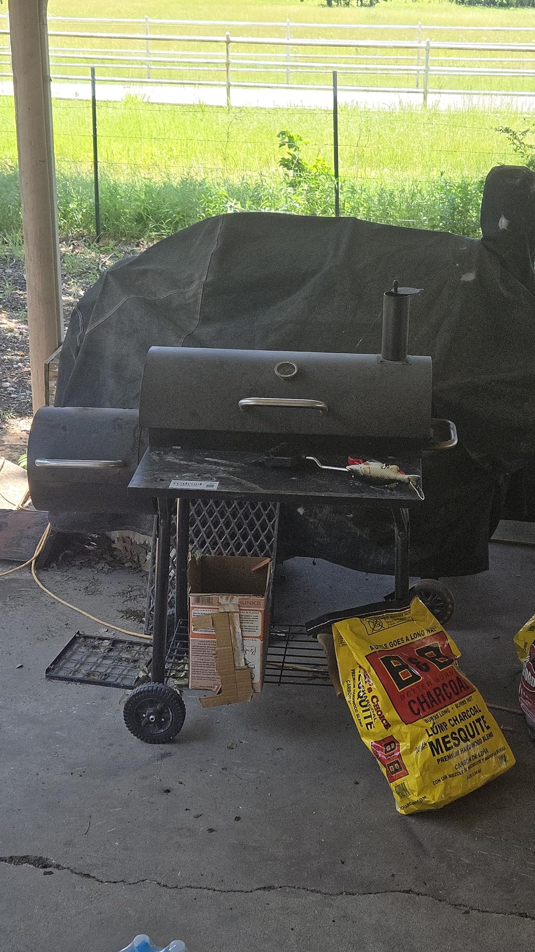 Realcook Charcoal Grill with Offset Smoker: Spacious Barrel Charcoal Grills with 800 Sq. In. Cooking Space customer photo 1