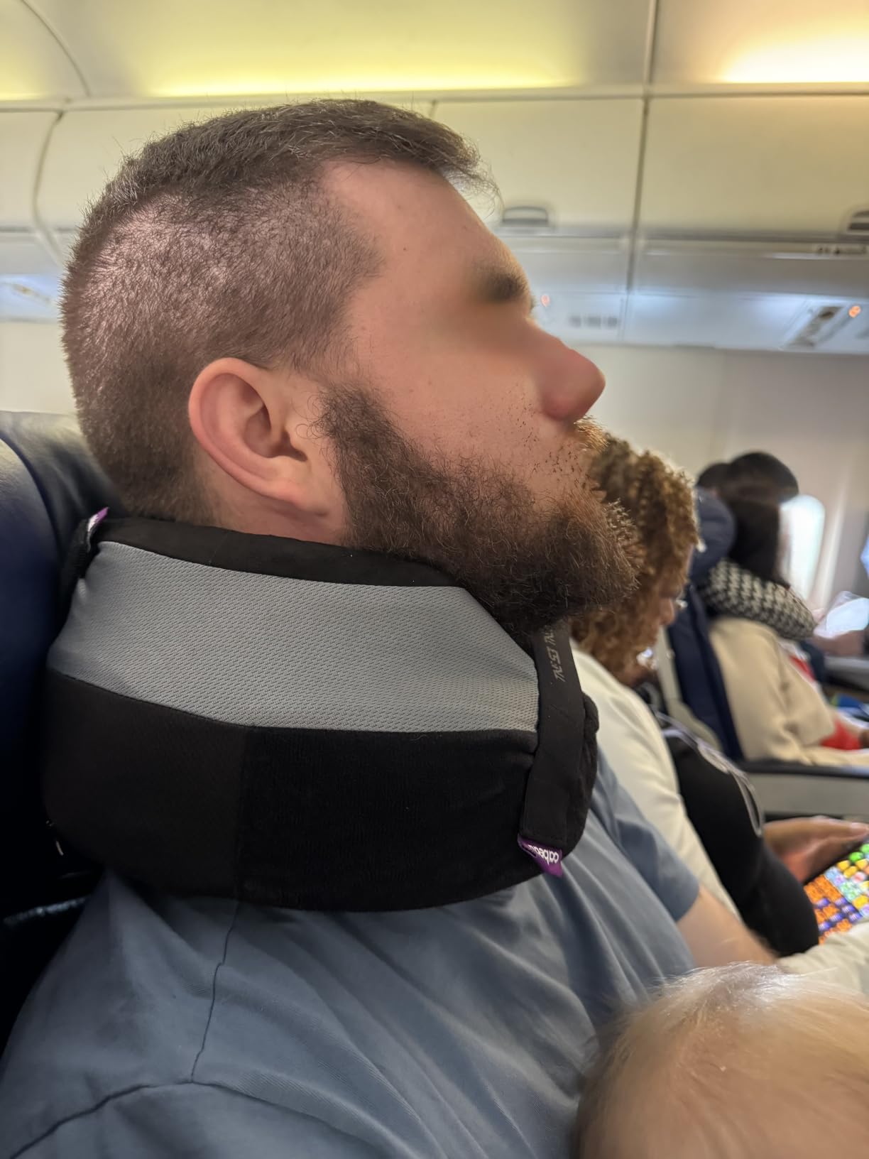 Cabeau TNE S3 Deluxe Luxury Travel Neck Pillow for Airplanes with Patented Seat Strap and Head Hold Technology (Black) customer photo 1