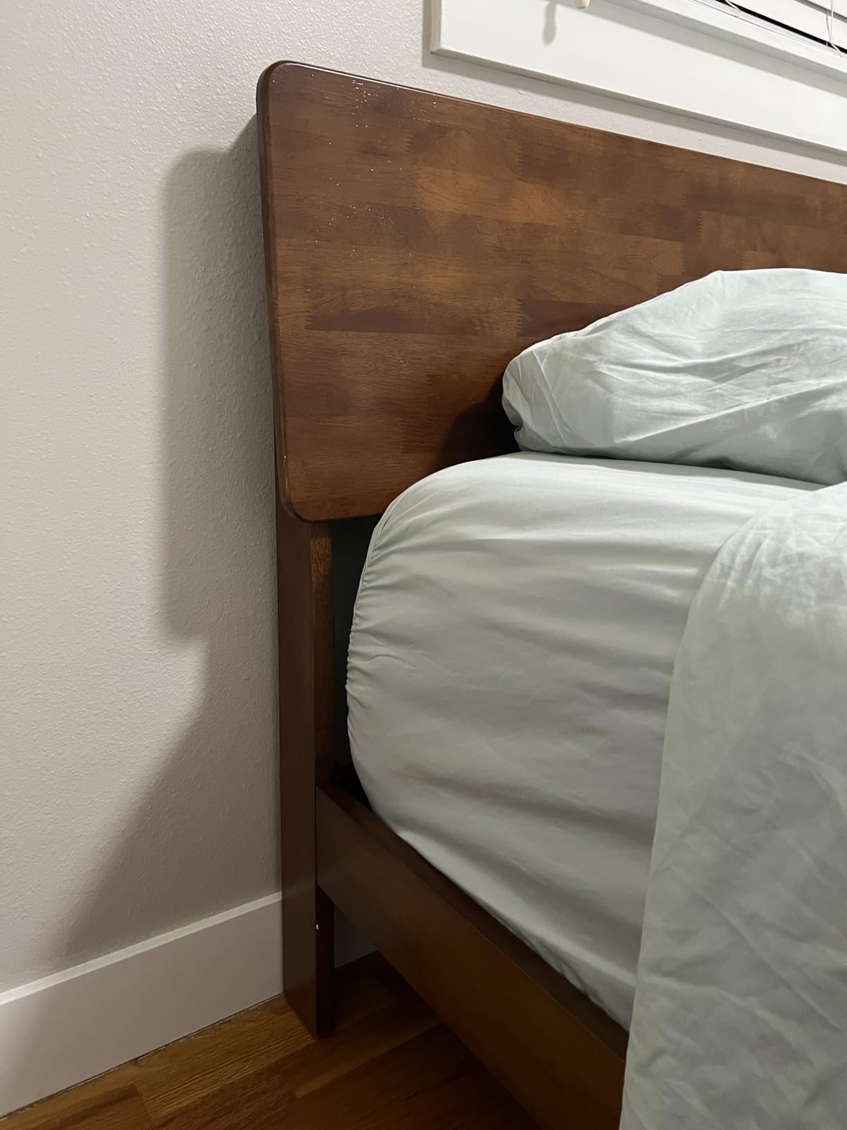 Novilla Queen Bed Frame with 3-Level Adjustable Storage Headboard, Solid Wood Platform Bed Frame with Slats, No Box Spring Needed, Noise Free, Walnut Finish for Master Bedroom and Guest Room customer photo 2