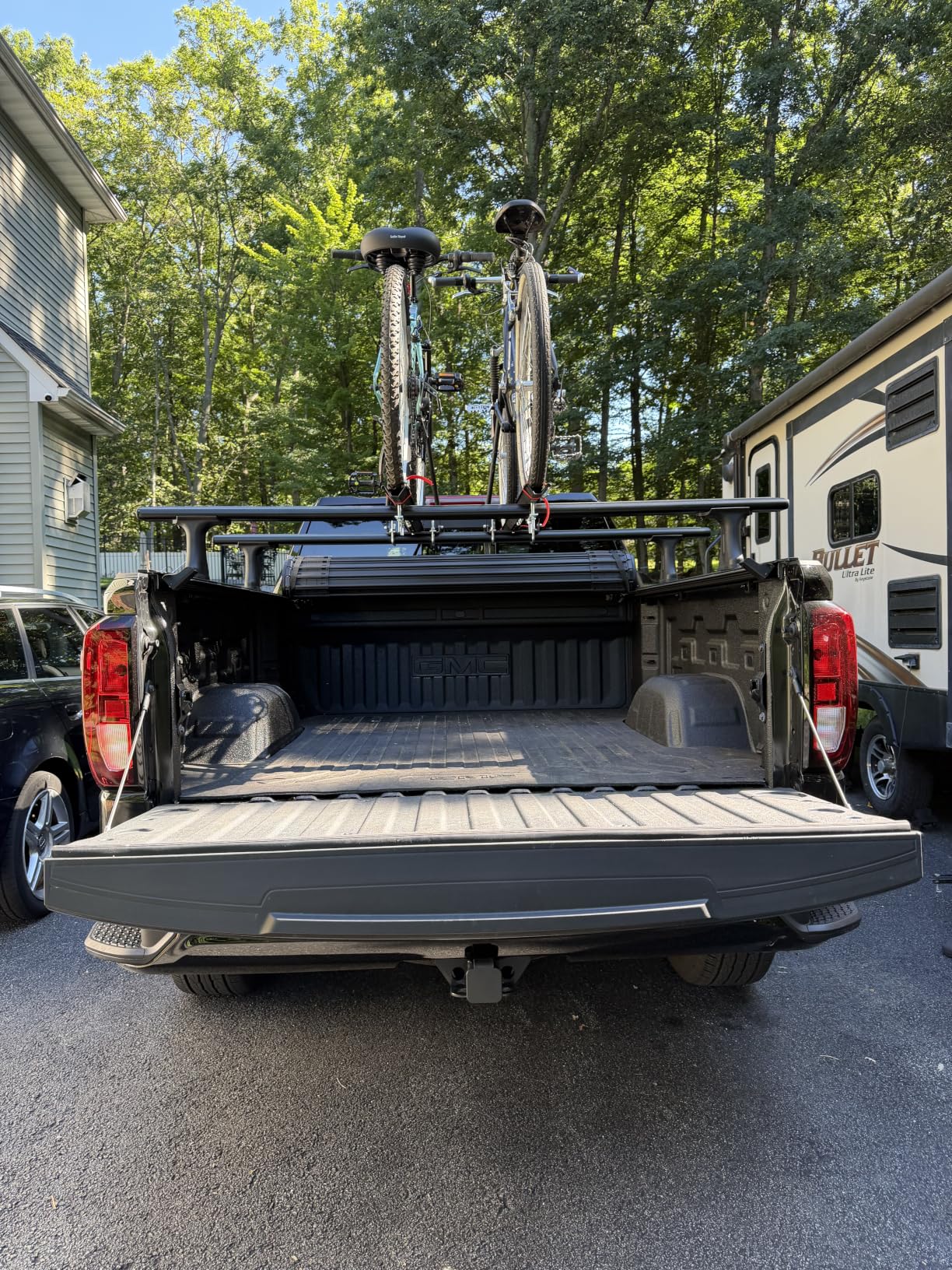 Swagman Upright Roof Mount Bike Rack - Rooftop Upright Bike Carrier for Secure Bicycle Transport customer photo 1