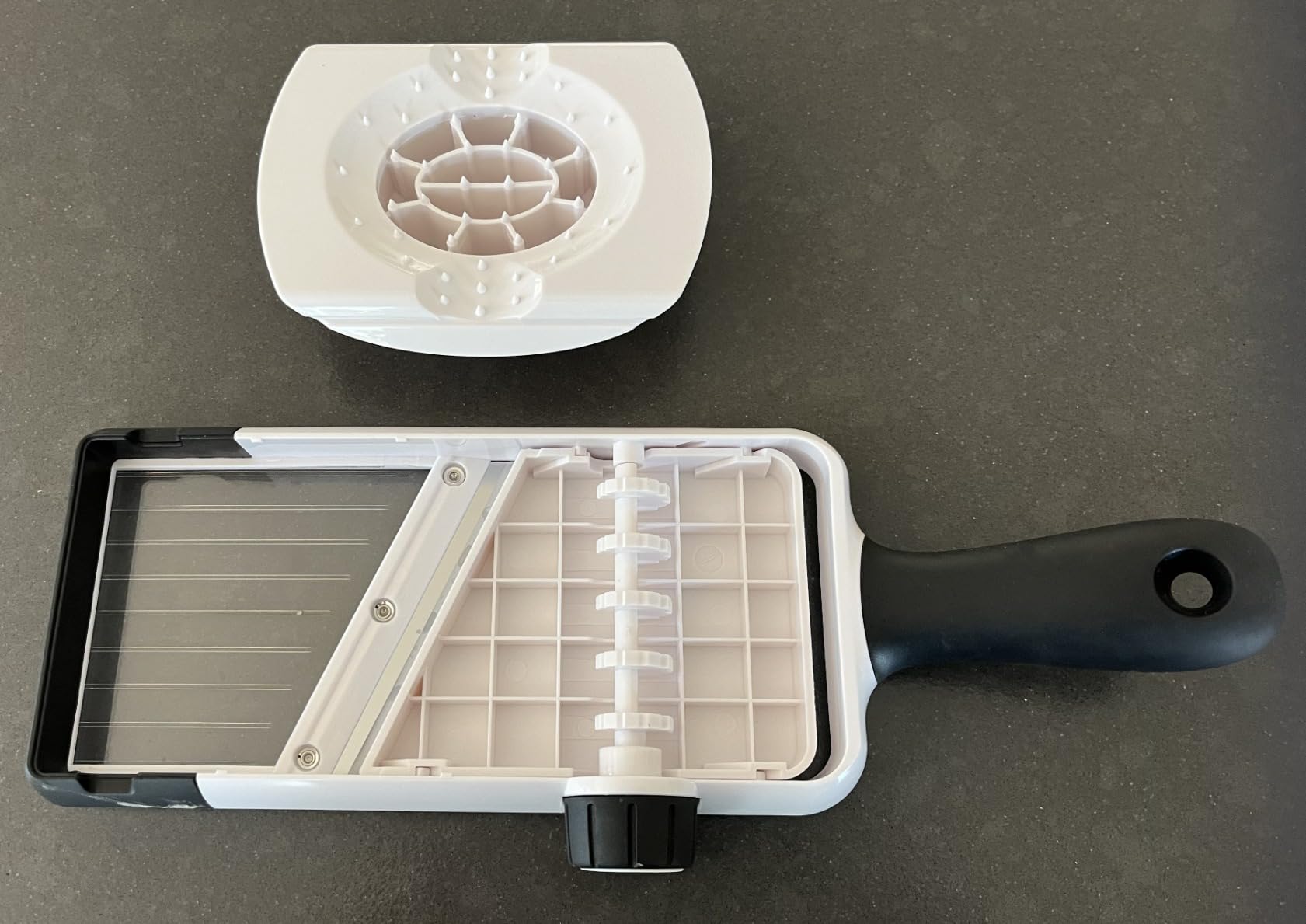 OXO Good Grips Handheld Mandoline Slicer for Kitchen, Adjustable Vegetable Slicer customer photo 2