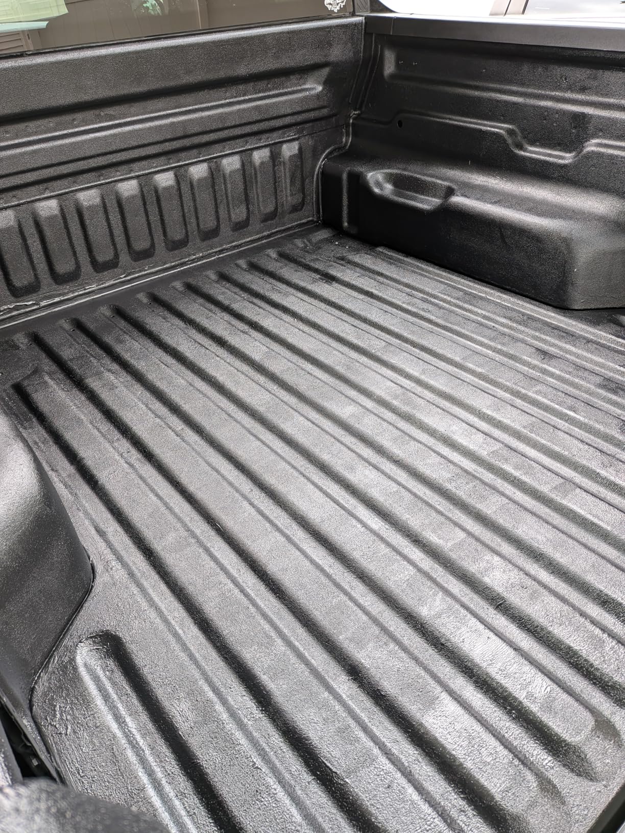 Raptor Black Urethane Spray-On Truck Bed Liner & Texture Coating, 1 Gallon customer photo 1
