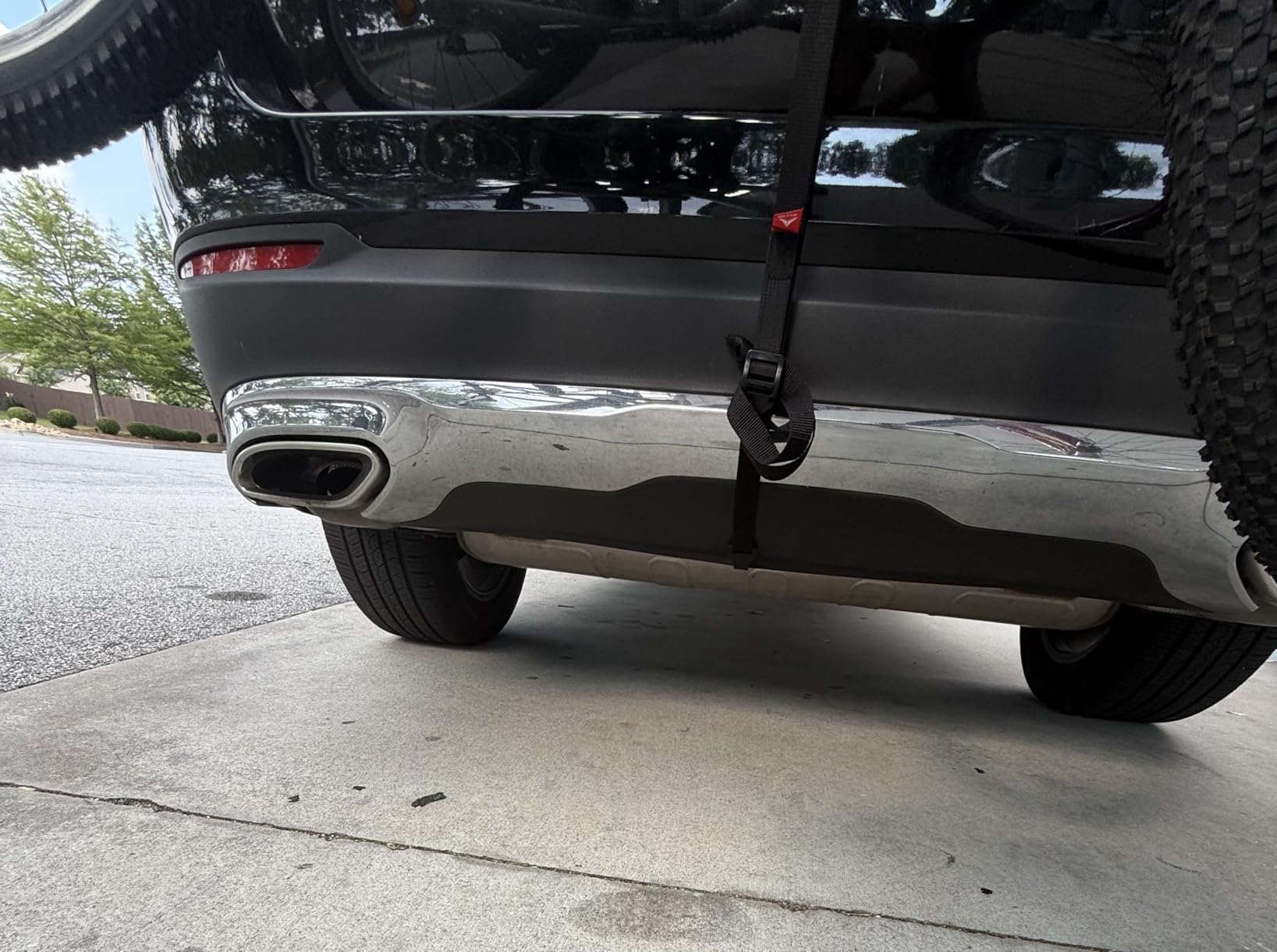 Allen Sports Ultra Compact Folding 1-Bike Trunk Mount Rack, Model MT1-B, Gray powder coated customer photo 1