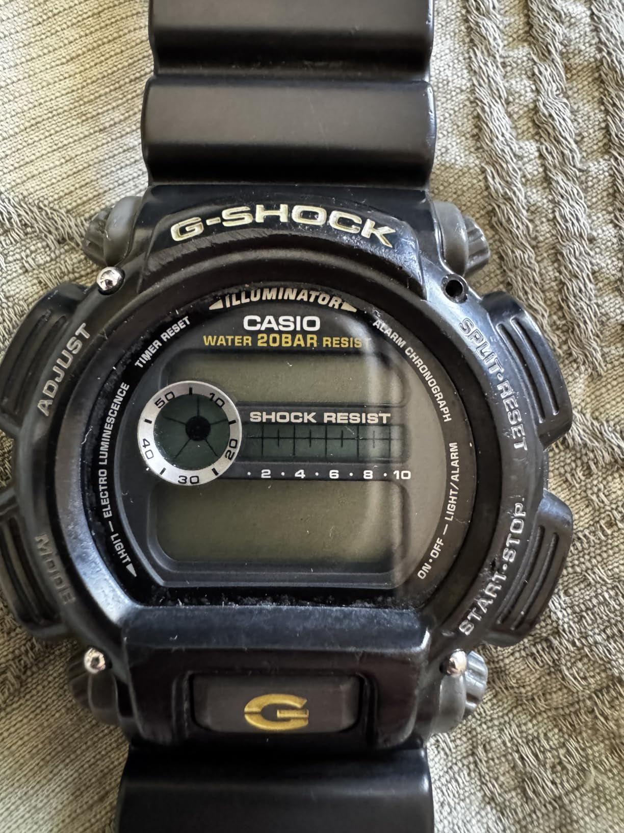 Casio G-Shock DW9052 Men's Digital Watch customer photo 2