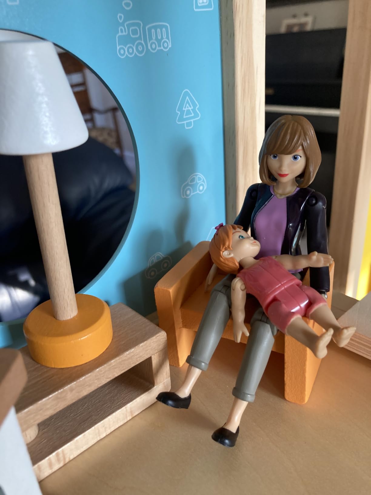 All Seasons Kids Wooden Dollhouse by Hape | Award Winning 3 Story Dolls House Toy with Furniture, Accessories, Movable Stairs and Reversible Season Theme customer photo 1
