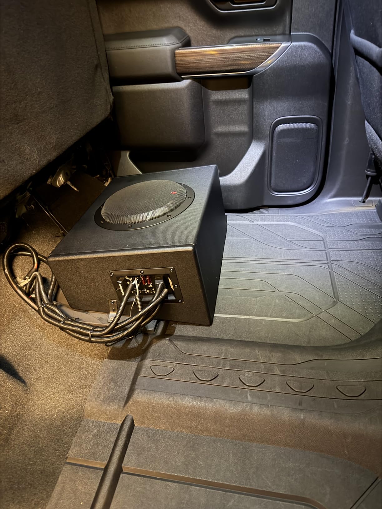 Rockford Fosgate Punch P300-10 Single 10