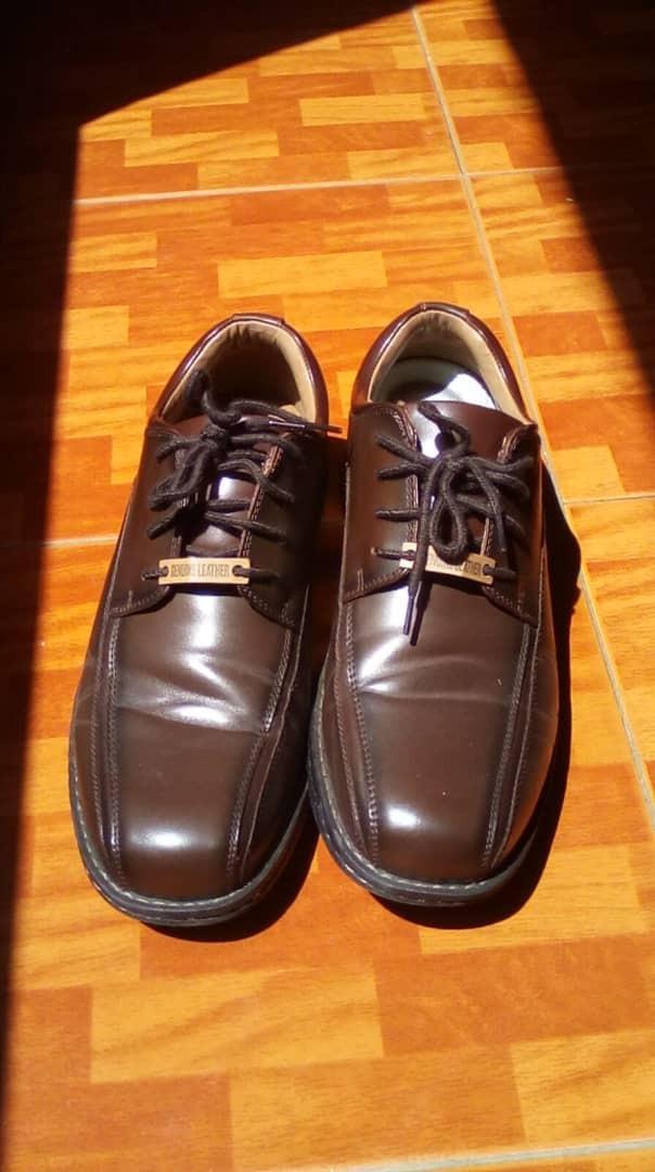 DOCKERS Mens Trustee Leather Cap Toe Dress Oxford Shoes customer photo 2